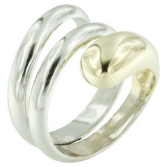 14 Karat White and Yellow Gold Modern Made in Italy Cocktail Ring