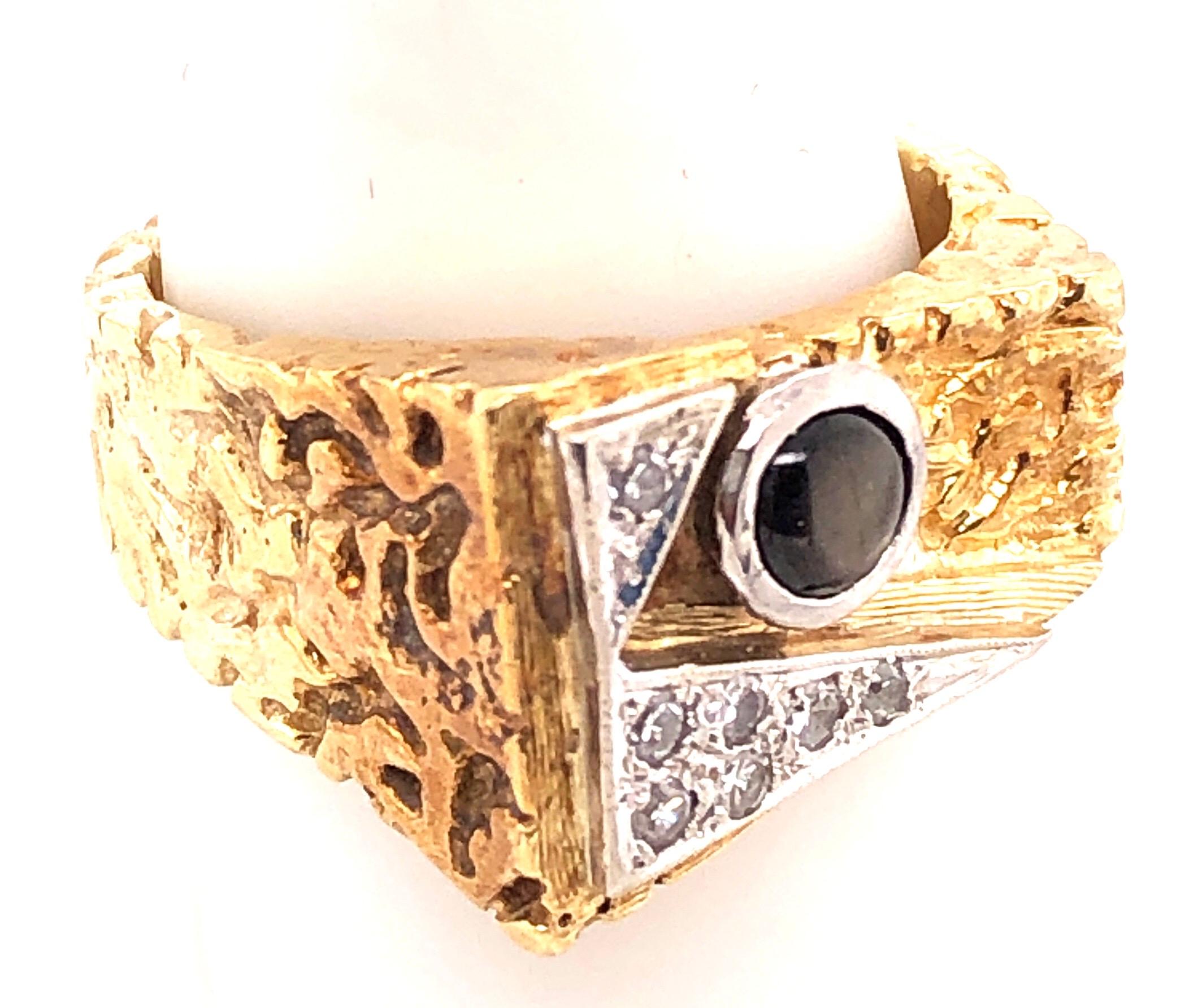 14 Karat White and Yellow Gold with Cats Eye and Diamond Accents Ring In Good Condition For Sale In Stamford, CT