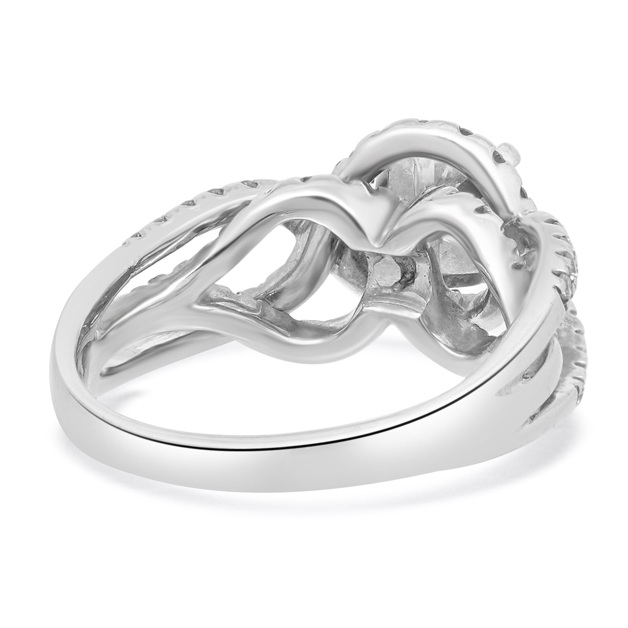 14 Karat Weißer Diamant Verlobungsring (Rundschliff) im Angebot