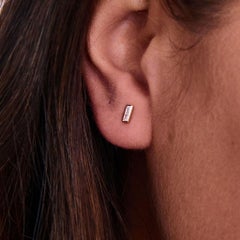 14 Karat White Gold 0.07 Carat Baguette Diamond Stud Earrings