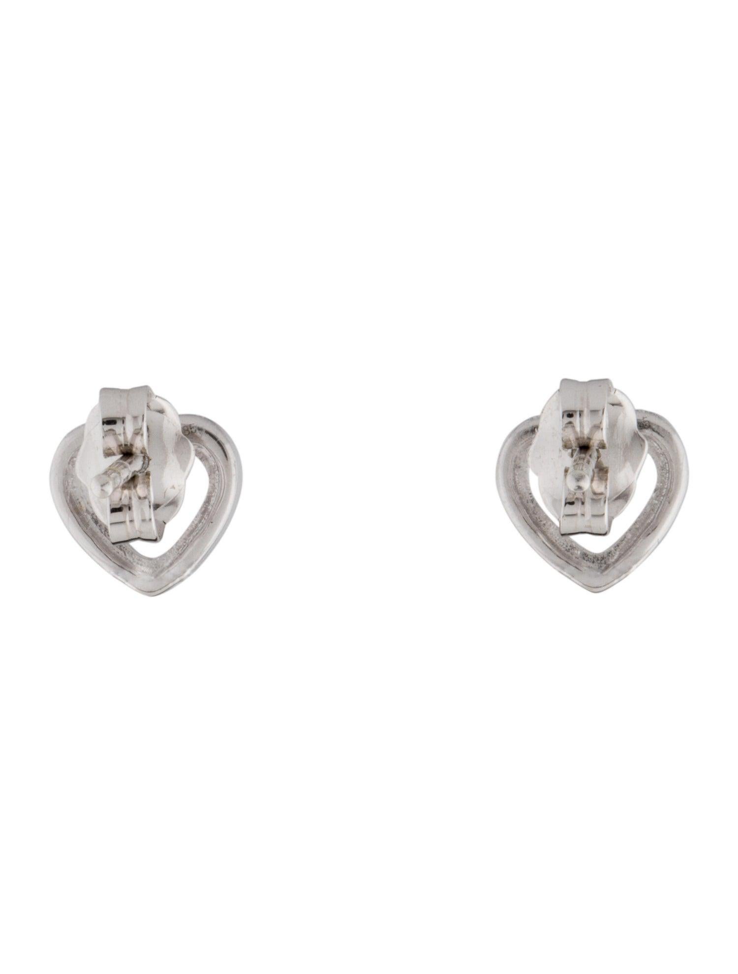 0.10 carat diamond earrings
