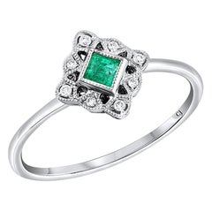 14 Karat White Gold 0.15 Carat Emerald and Diamond Art Deco Style Ring