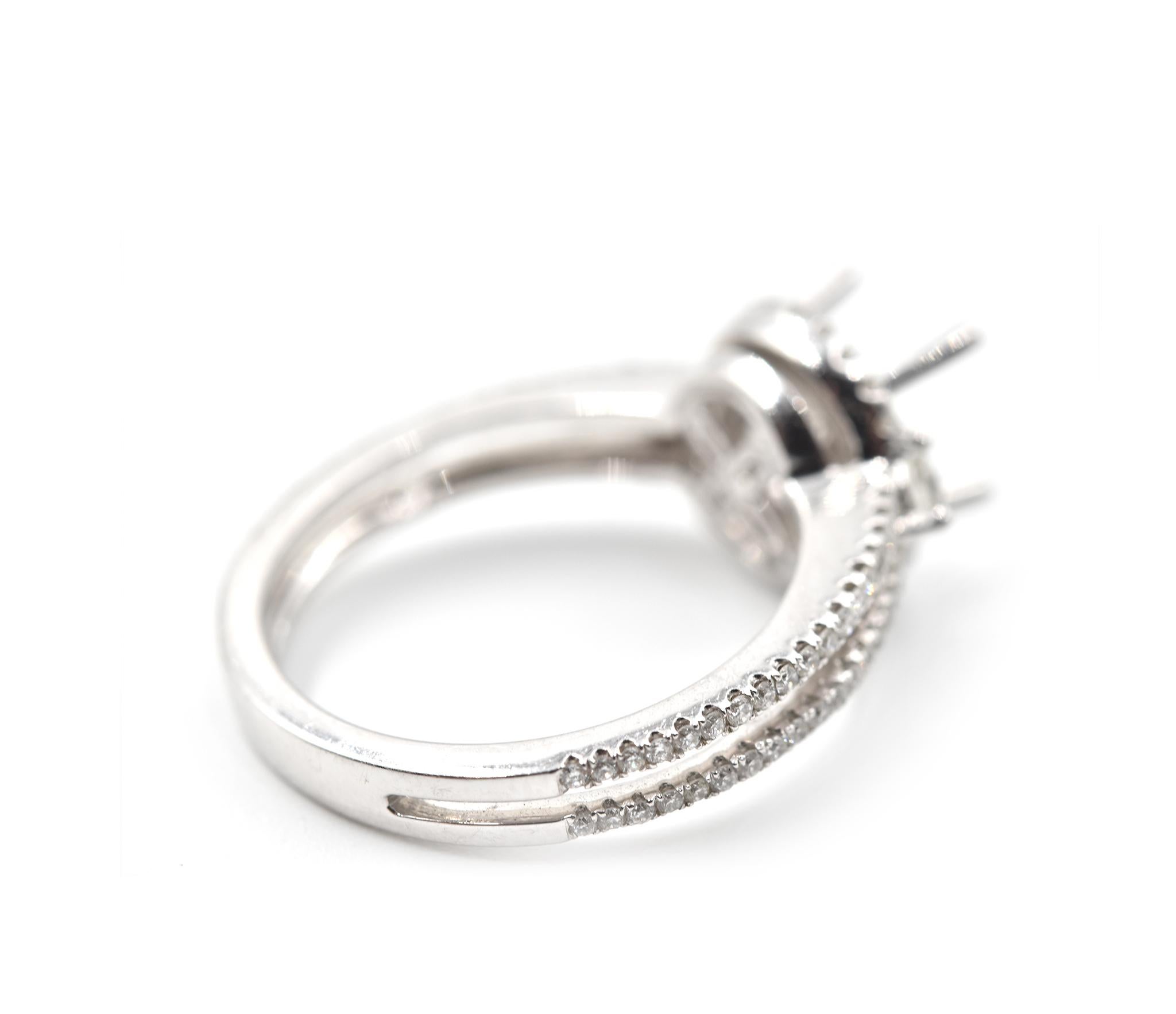 14 Karat White Gold 0.57 Carat Diamond Semi-Mount Engagement Ring In Excellent Condition In Scottsdale, AZ