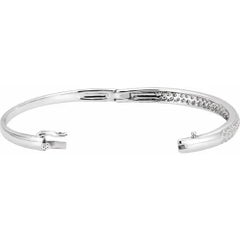14 Karat White Gold 1 1/2 Carat Diamond Bangle Bracelet