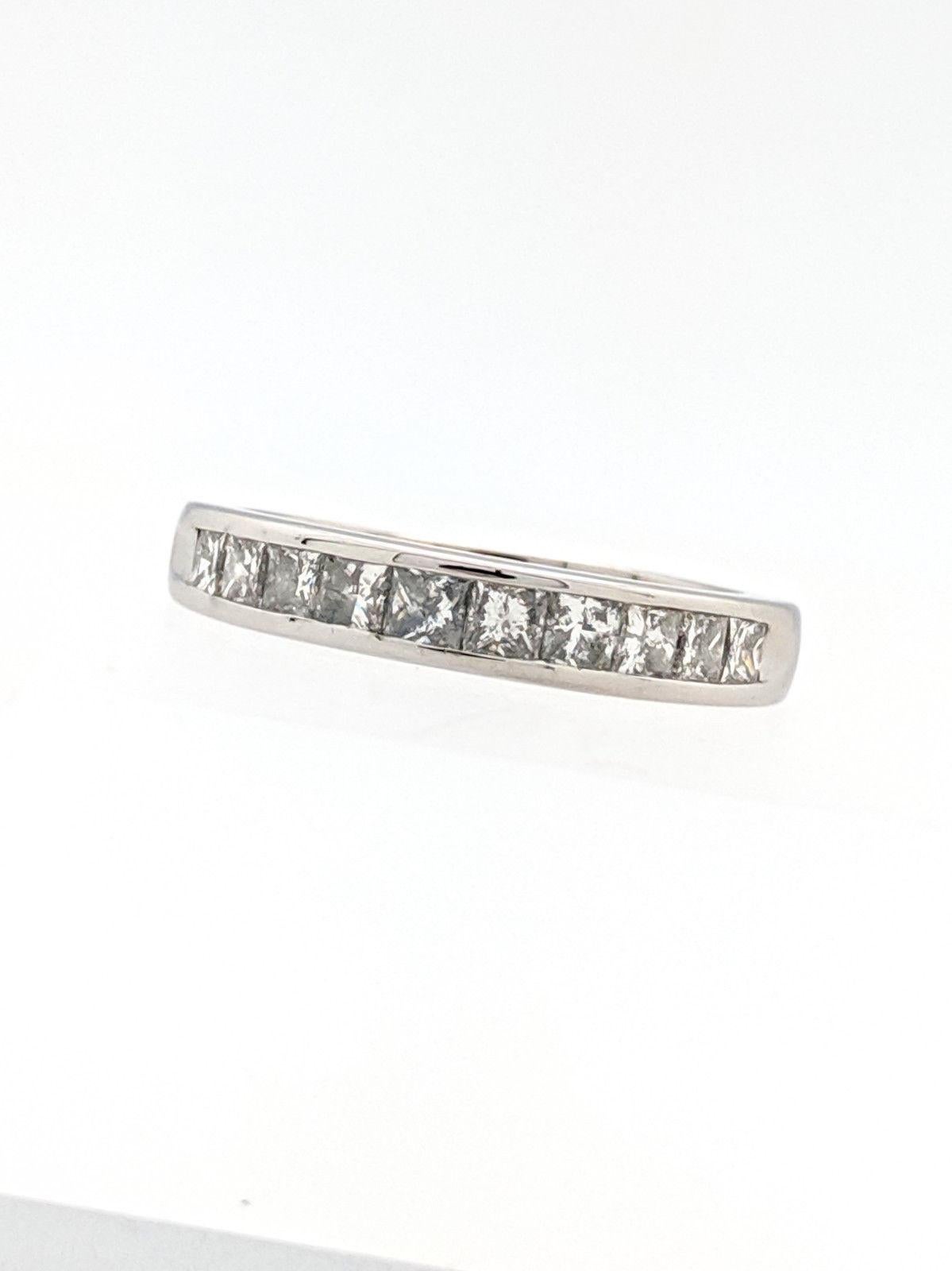 14K White Gold 1ctw Princess Cut Channel Set Diamond Wedding Band Ring

You are viewing a beautiful channel set diamond wedding band. This band is crafted from 14K white gold and weighs 4.5 grams. This ring features (10) natural princess cut