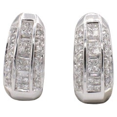 14 Karat White Gold 1.00 Carat Diamond Huggie Hoop Earrings