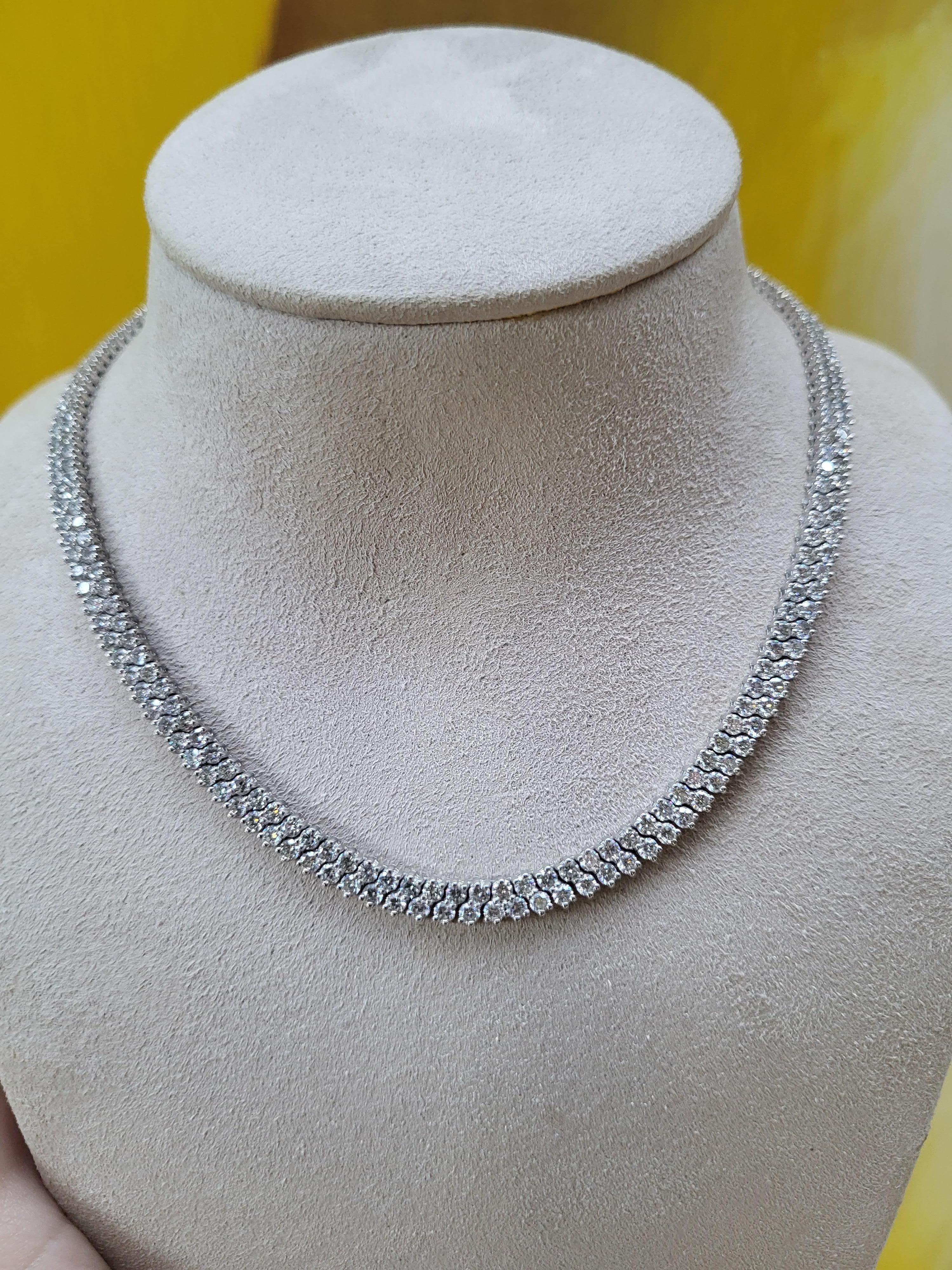 14 Karat White Gold 10.13 Carat Total Weight Diamond Two Row Choker Necklace For Sale 6