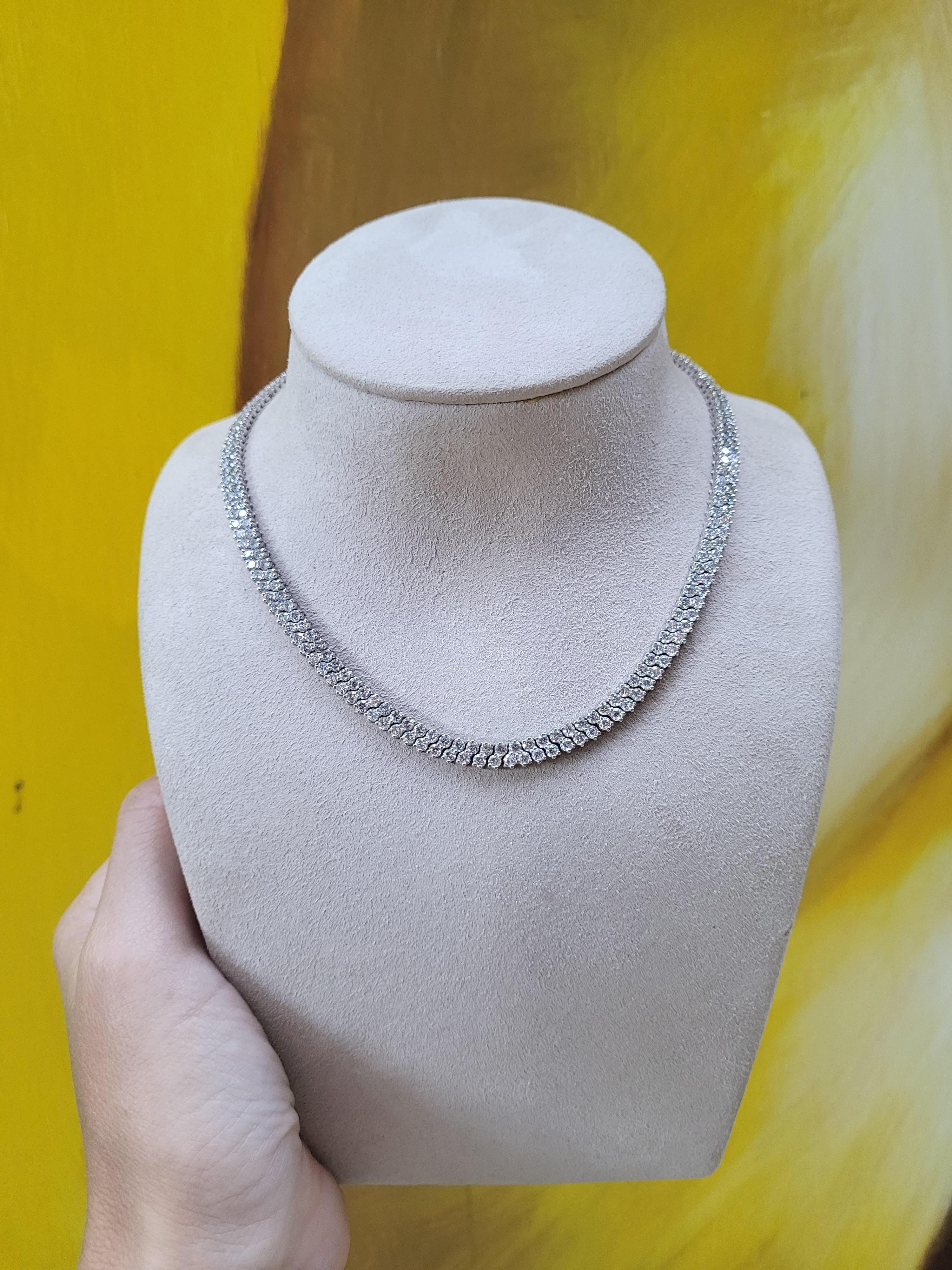 14 Karat White Gold 10.13 Carat Total Weight Diamond Two Row Choker Necklace In New Condition For Sale In Houston, TX