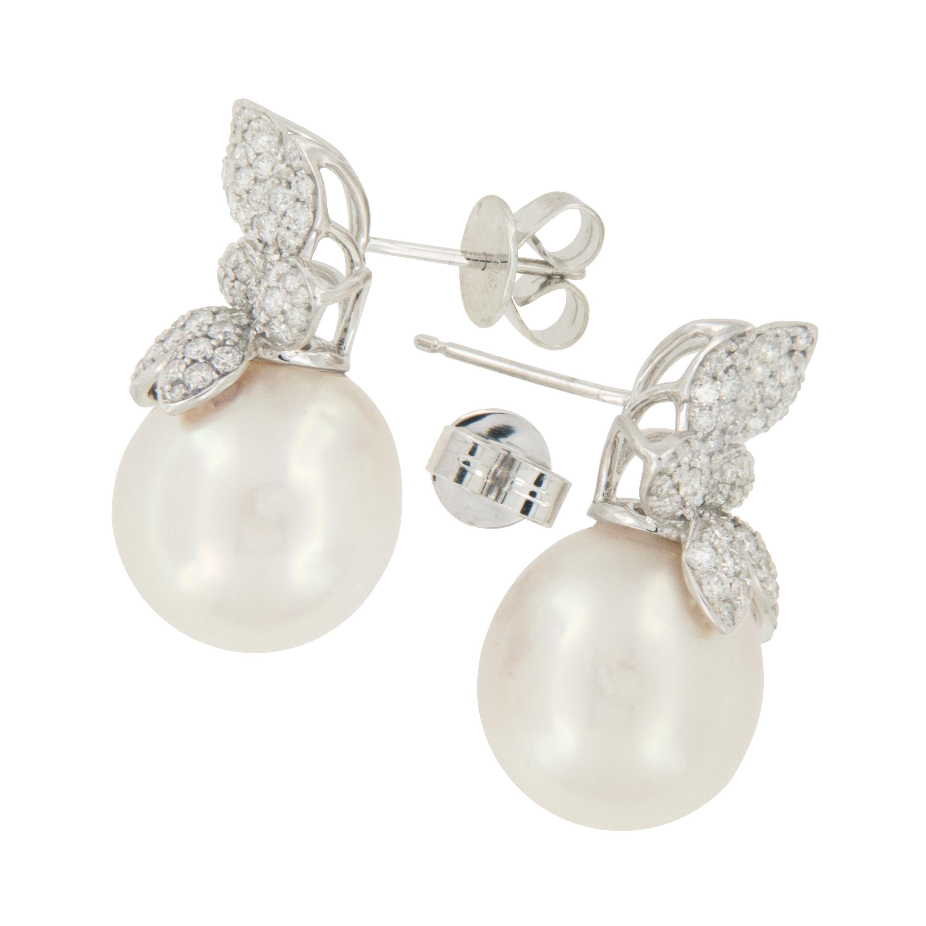 Contemporary 18 Karat White Gold South Sea Pearl & 1.03 Cttw Diamond Earrings