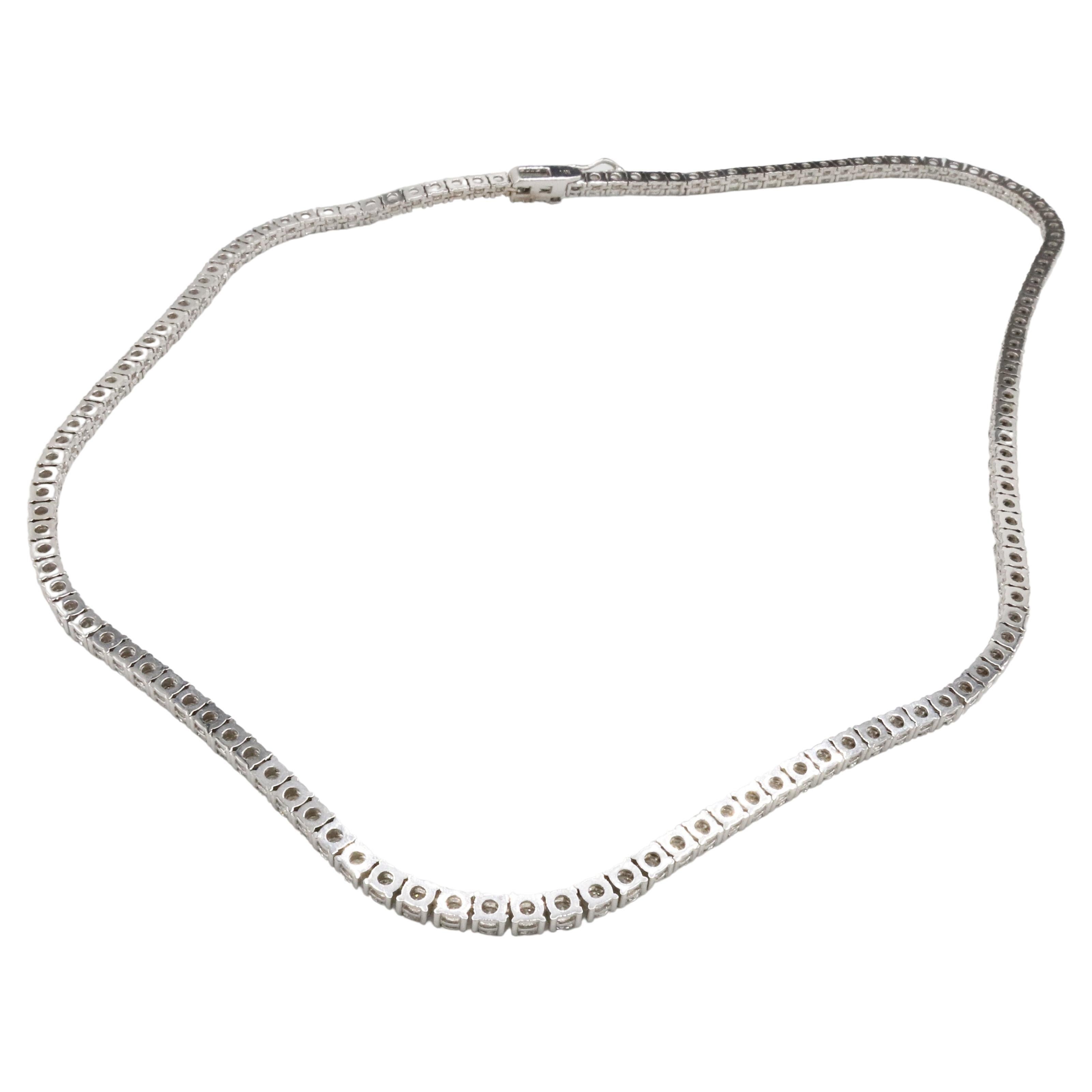 14 Karat White Gold 11.22 Carat Natural Round Diamond Tennis Necklace In New Condition For Sale In  Baltimore, MD