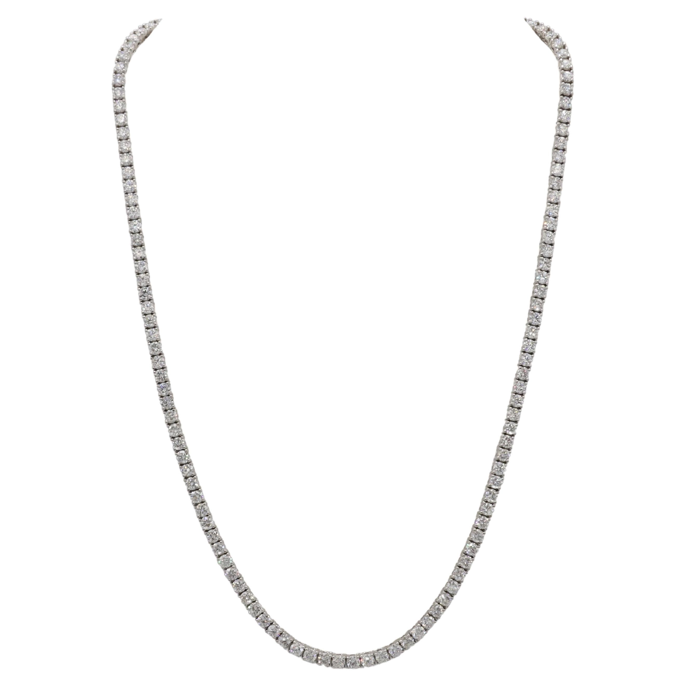 14 Karat White Gold 11.22 Carat Natural Round Diamond Tennis Necklace For Sale