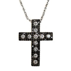 14 Karat White Gold 1.15 Carat White and Black Diamonds Cross Necklace