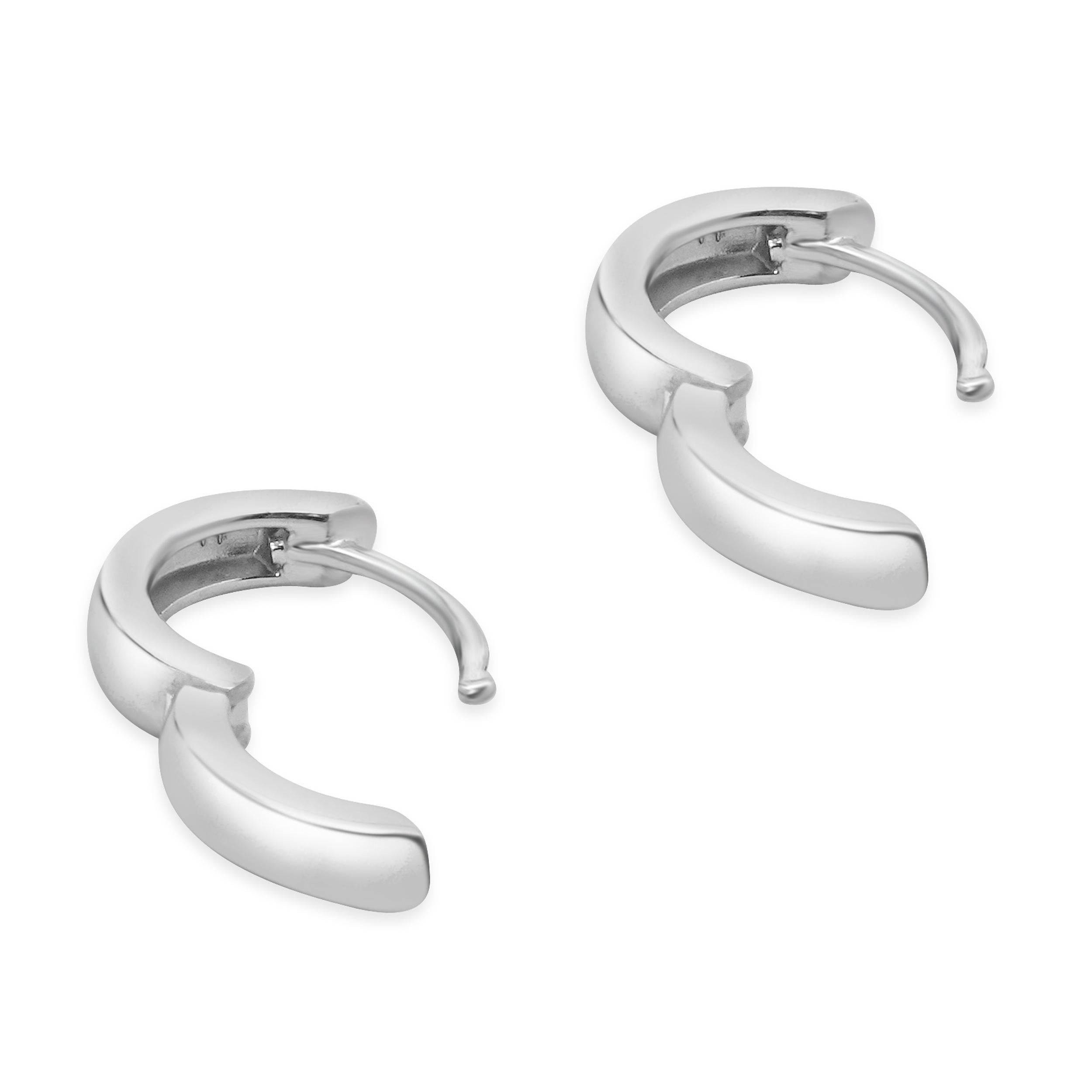 Designer: custom
Material: 14K white gold	
Weight: 1.71 grams
