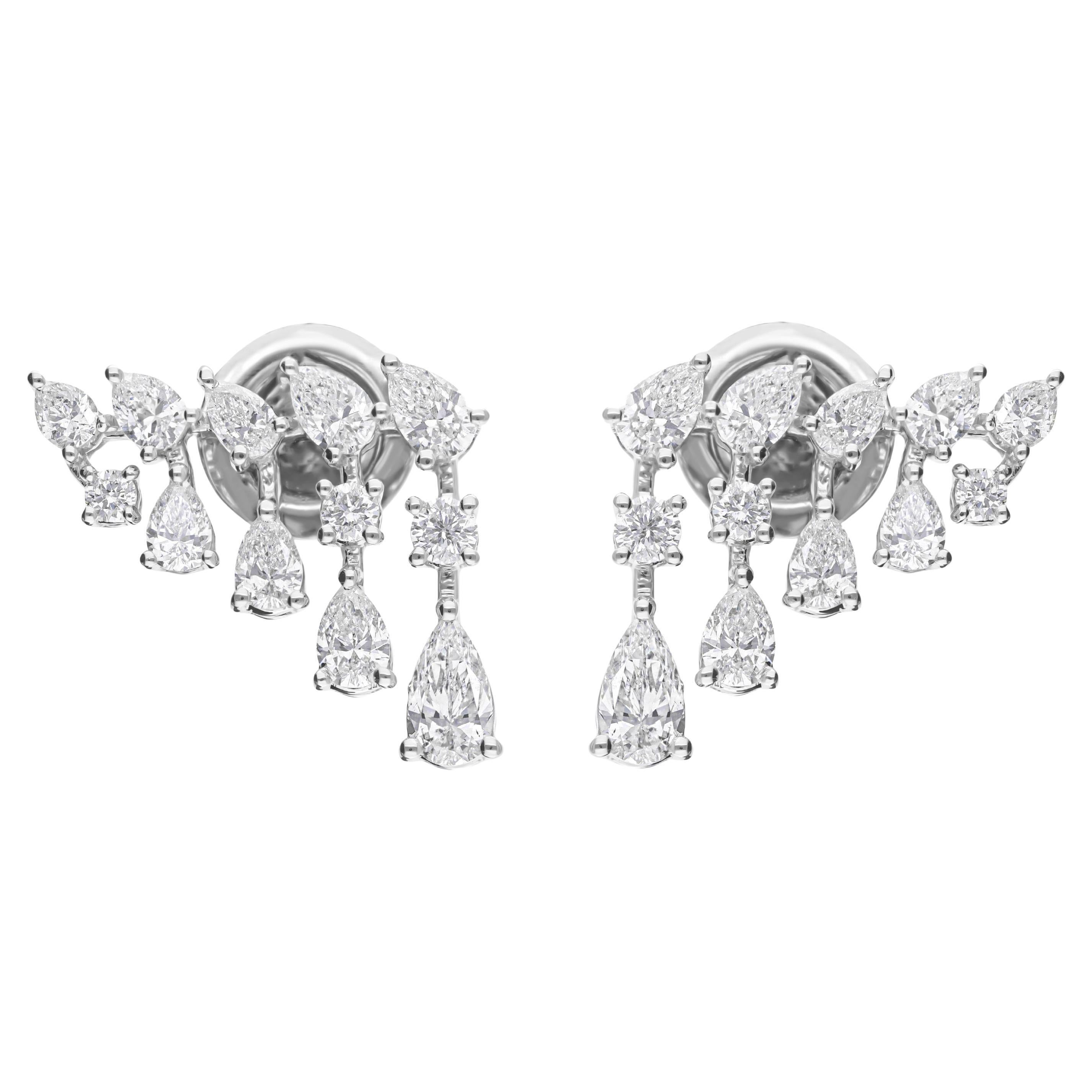 Orecchini a goccia in oro bianco 14 carati con pera e diamanti tondi brillanti da 1,39 carati in vendita