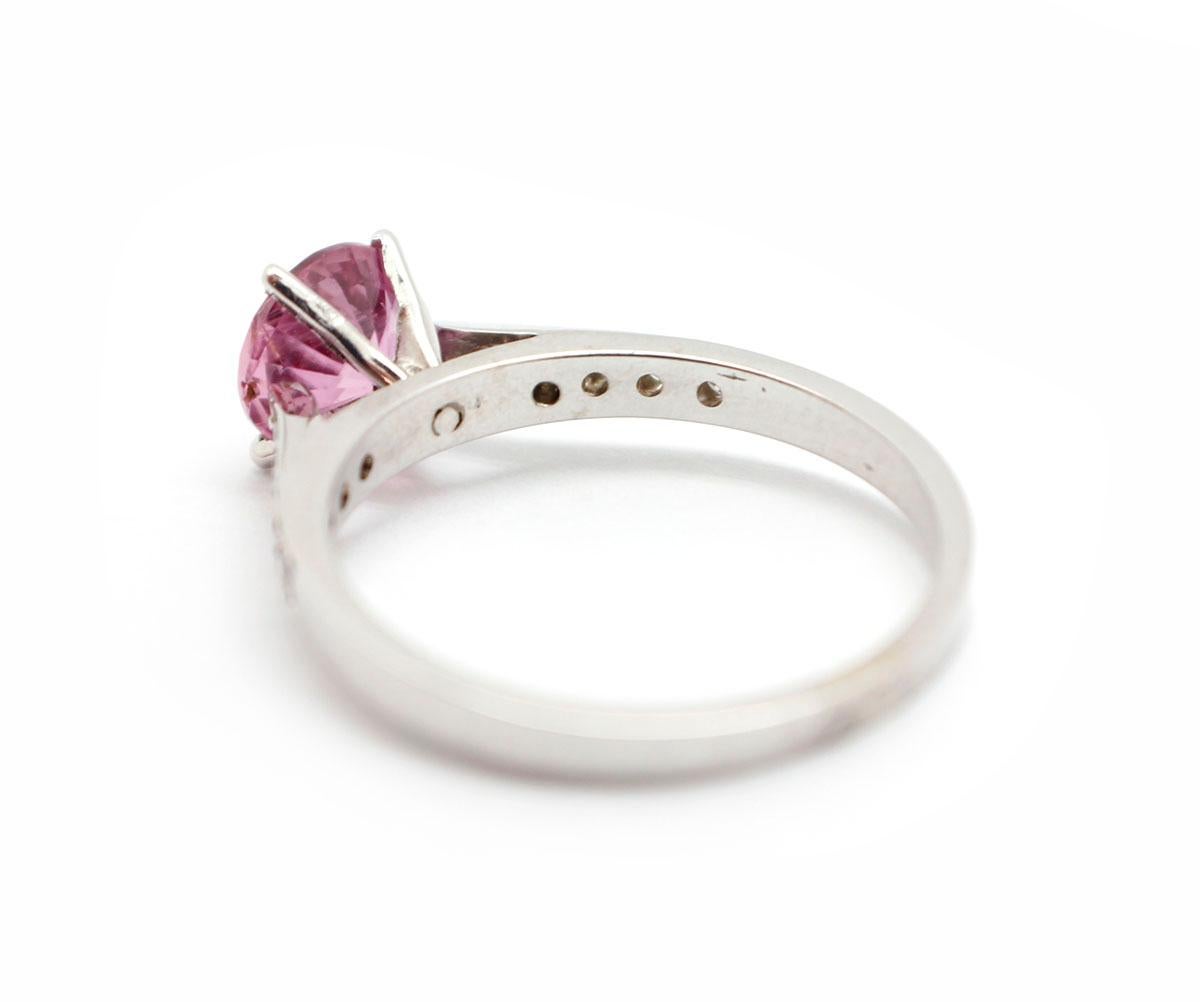 Women's or Men's 14 Karat White Gold, 1.42 Carat Heated Pink Sapphire and 0.08 Carat Diamond Ring For Sale