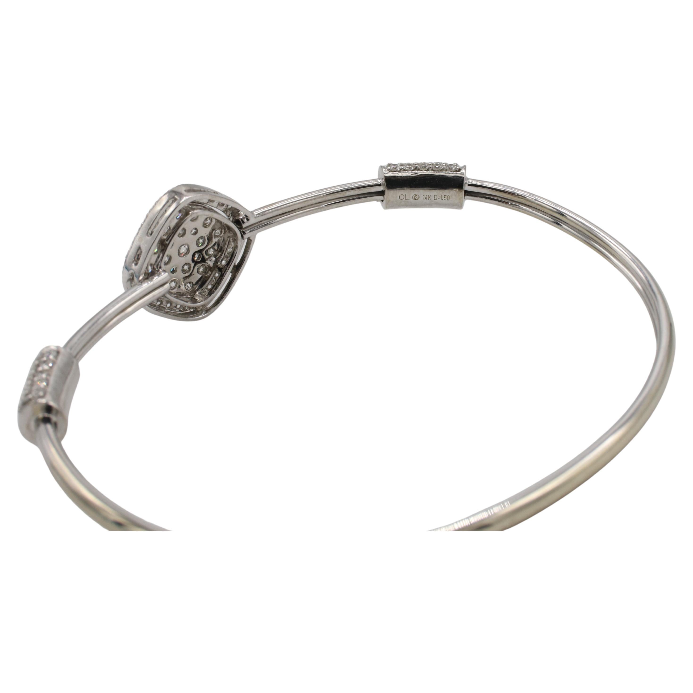 Round Cut 14 Karat White Gold 1.50 Carat Natural Diamond Bangle Bracelet For Sale