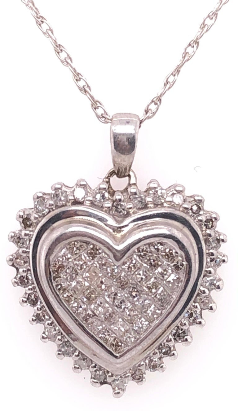 14 Karat White Gold Heart Pendant Necklace with Round Diamonds For Sale