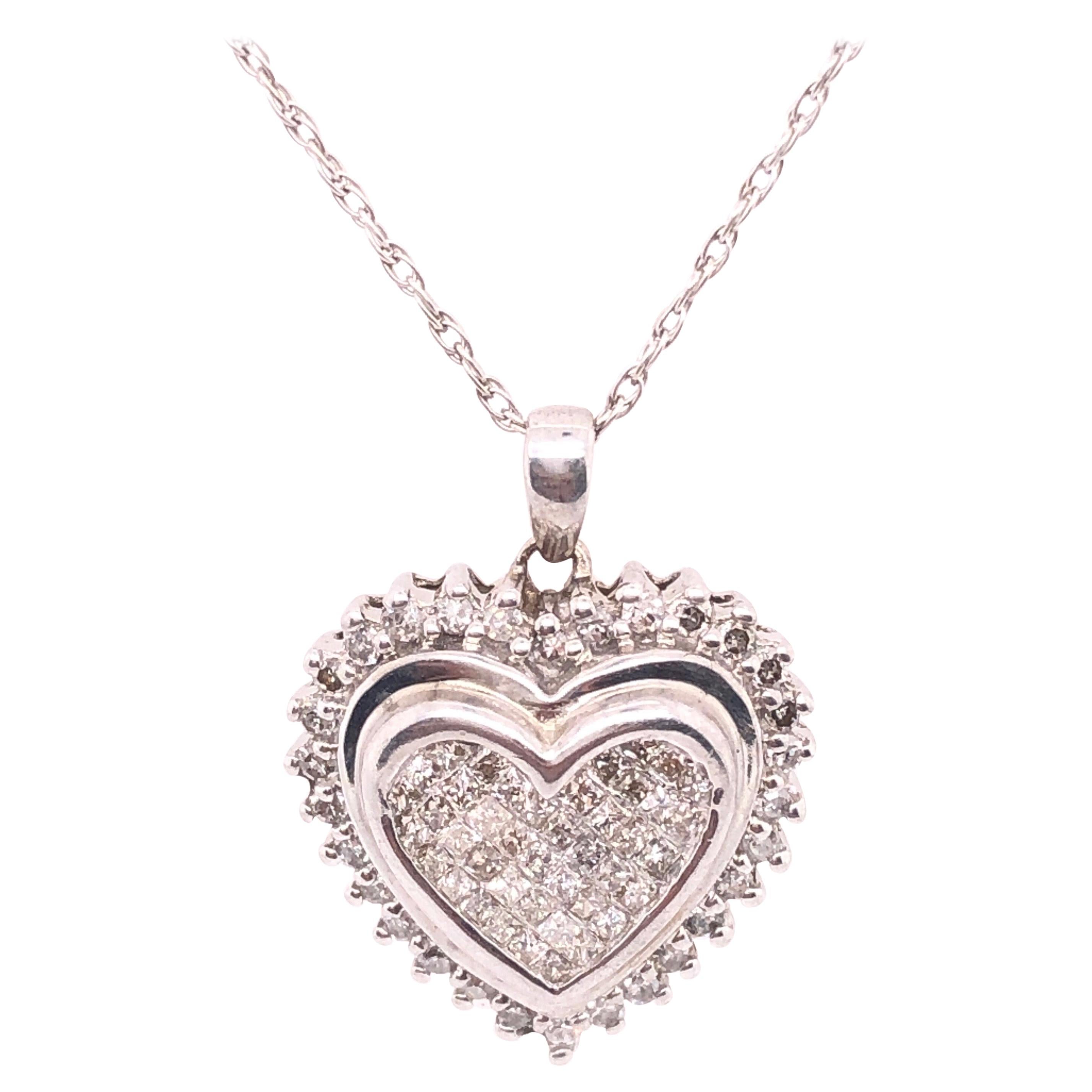14 Karat White Gold Heart Pendant Necklace with Round Diamonds For Sale