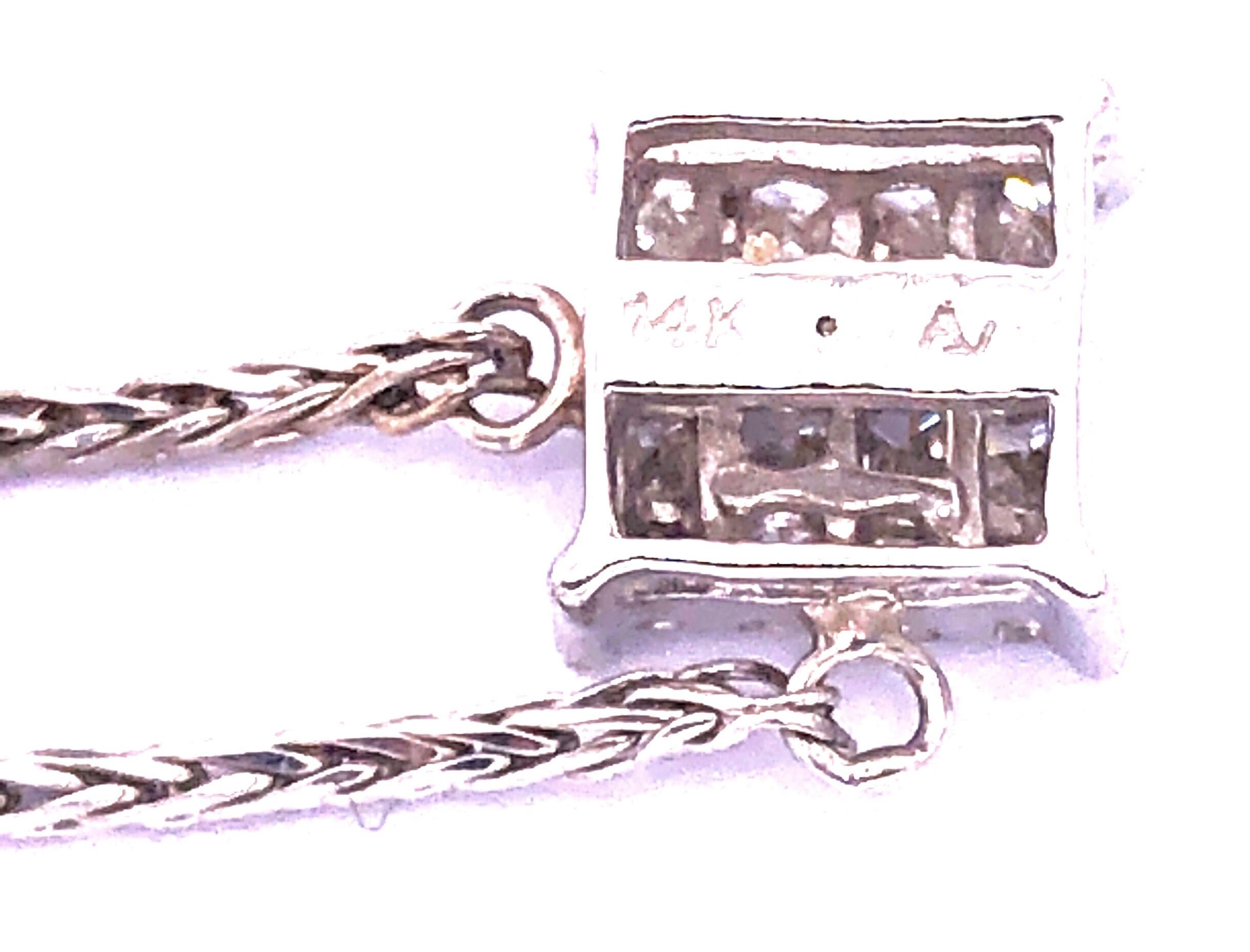 14 Karat White Gold Necklace with Diamond Pendant For Sale 4