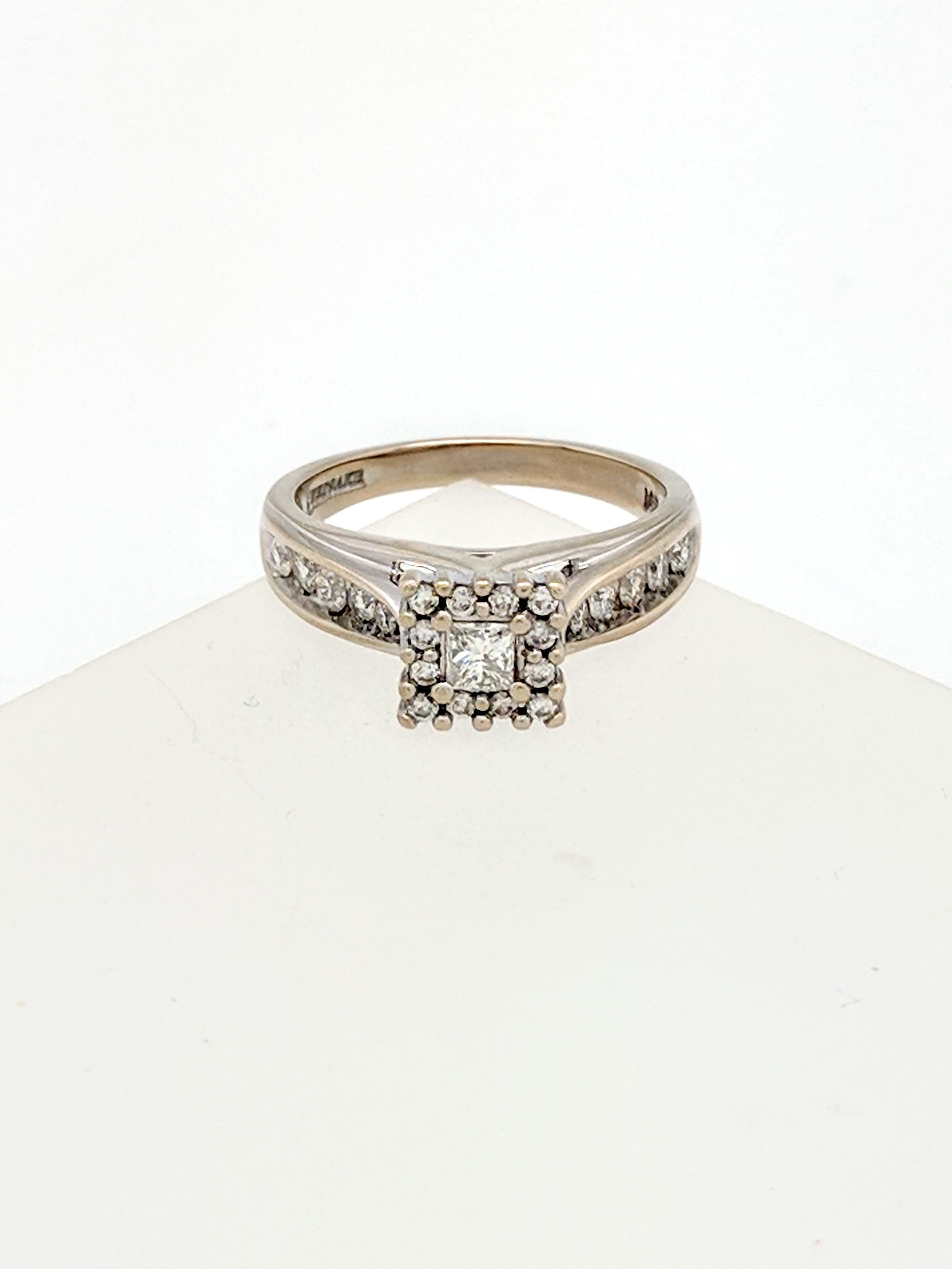 14 Karat White Gold .20 Carat Princess Cut Diamond Halo Engagement Ring 3