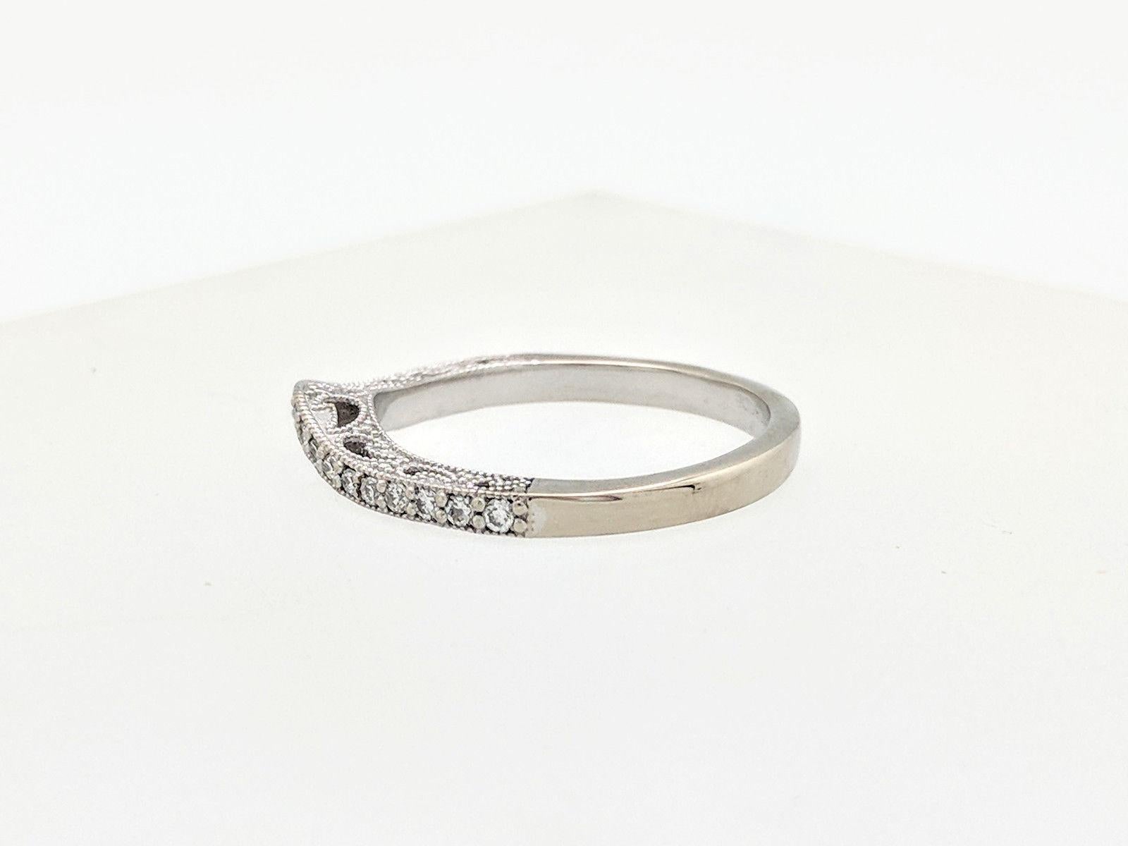 14 Karat White Gold .21 Carat Pave Diamond Curved Wedding Band Ring 3