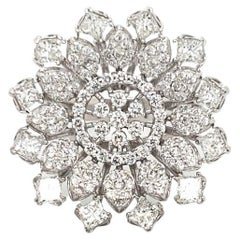 14 Karat White Gold 2.50 Carat Fancy-cut Natural Diamond Lotus Ring (Size 6)