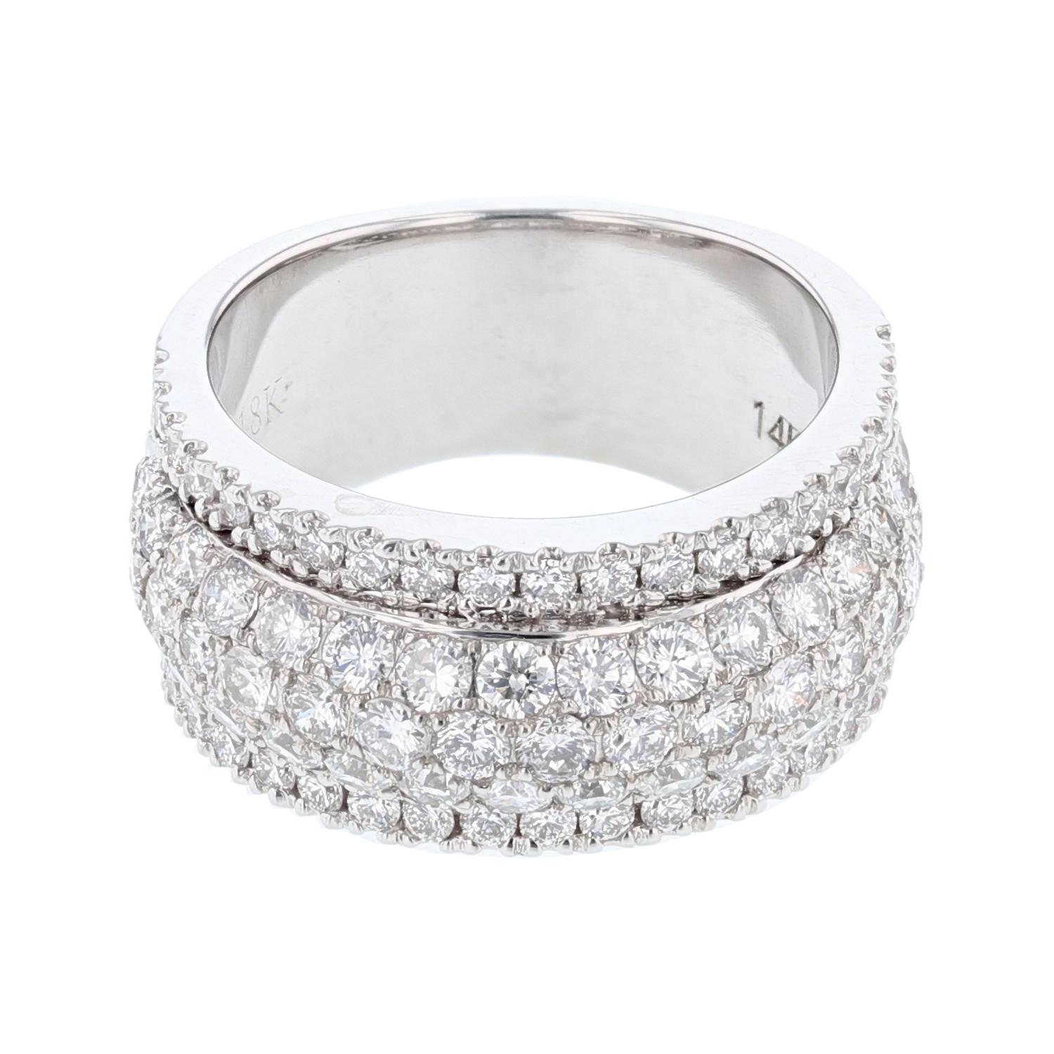 The ring is made in 14k white gold and features 92 round cut diamonds, prong set weighing 2.61cts with a color grade (H) and clarity grade (SI1). 