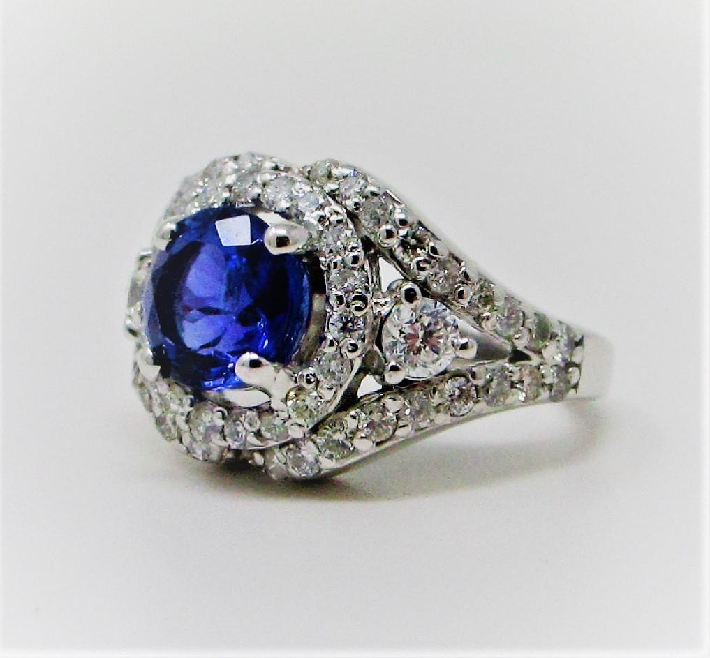 14 Karat White Gold 2.63 Carat Tanzanite 0.70 Carat Diamond Ring For Sale 2