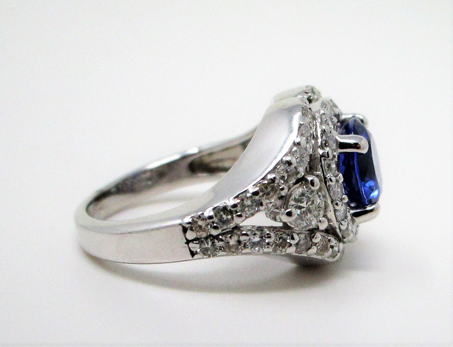 14 Karat White Gold 2.63 Carat Tanzanite 0.70 Carat Diamond Ring For Sale 4
