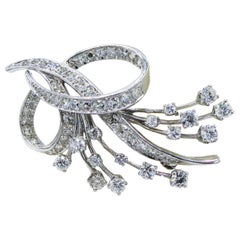 14 Karat White Gold 2.65 Carat Diamond Ribbon Pin Brooch