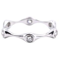 14 Karat Weißgold .27 Karat Diamantband