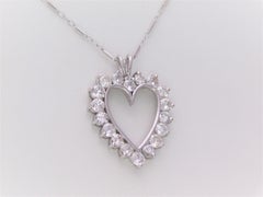 14 Karat White Gold 3 Carat Dazzling Diamond Heart Pendant Necklace