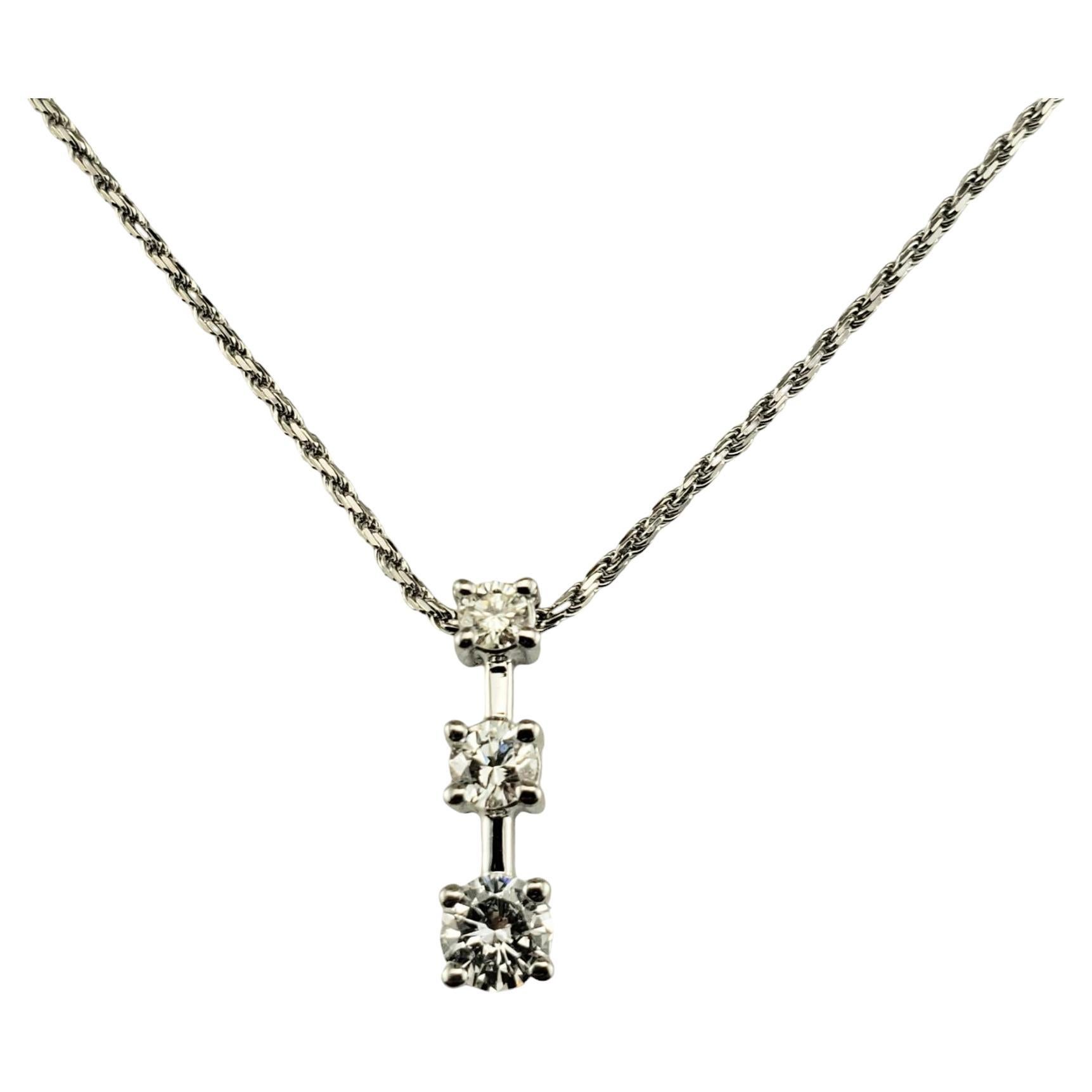 Collana con 3 diamanti in oro bianco 14 carati #18916