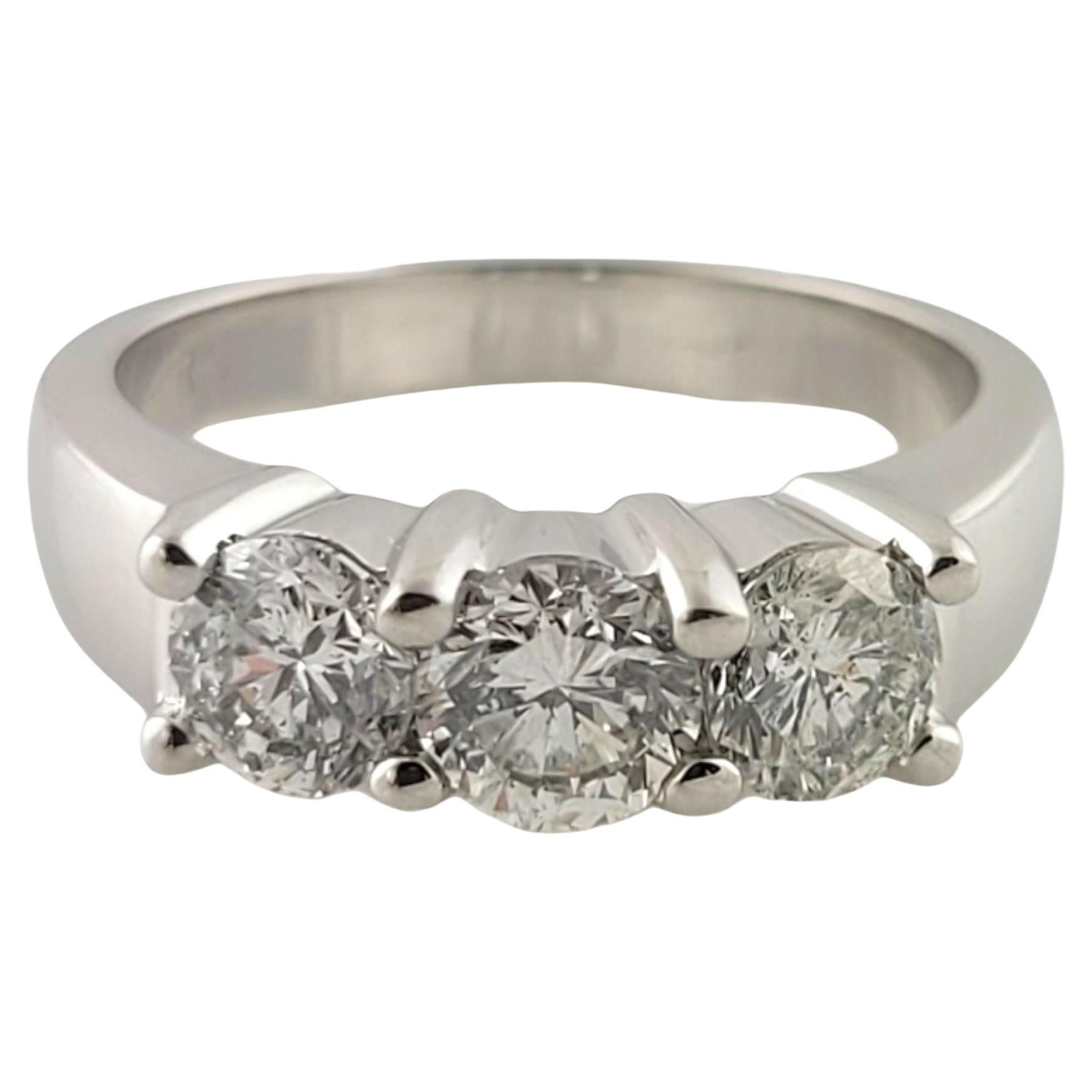 14 Karat White Gold 3 Stone Diamond Ring 1.32cts For Sale