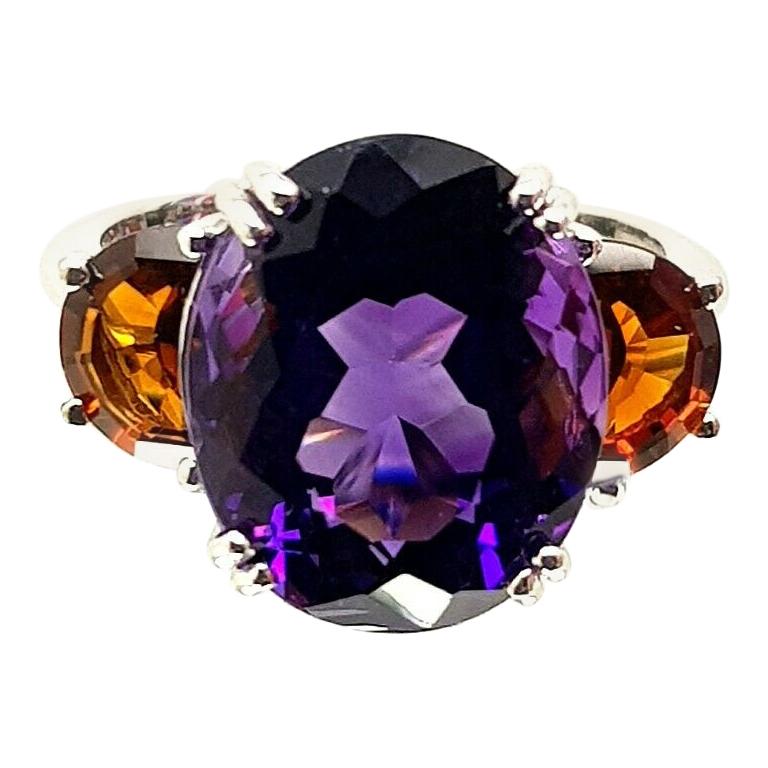 14 Karat White Gold 3-Stone Ring Oval Amethyst and Citrine