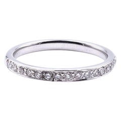 14 Karat White Gold .30 Carat Diamond Band