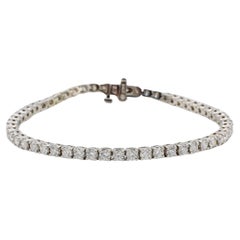 14 Karat White Gold 3.30 Carat Natural Round Diamond Tennis Line Bracelet