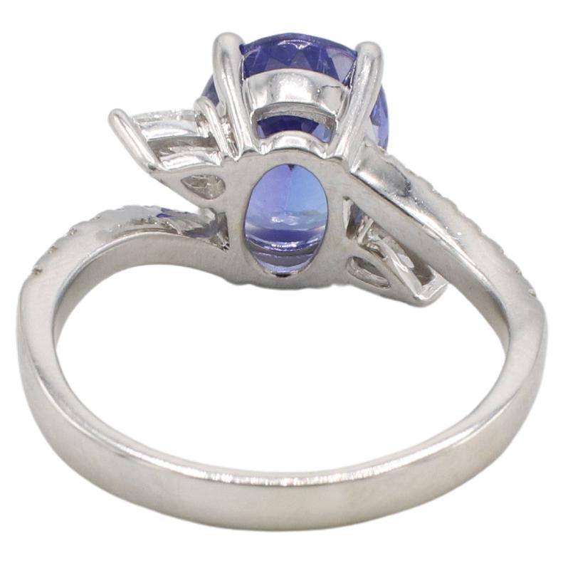 Modern 14 Karat White Gold 3.37 Carat Tanzanite & Natural Diamond Cocktail Ring