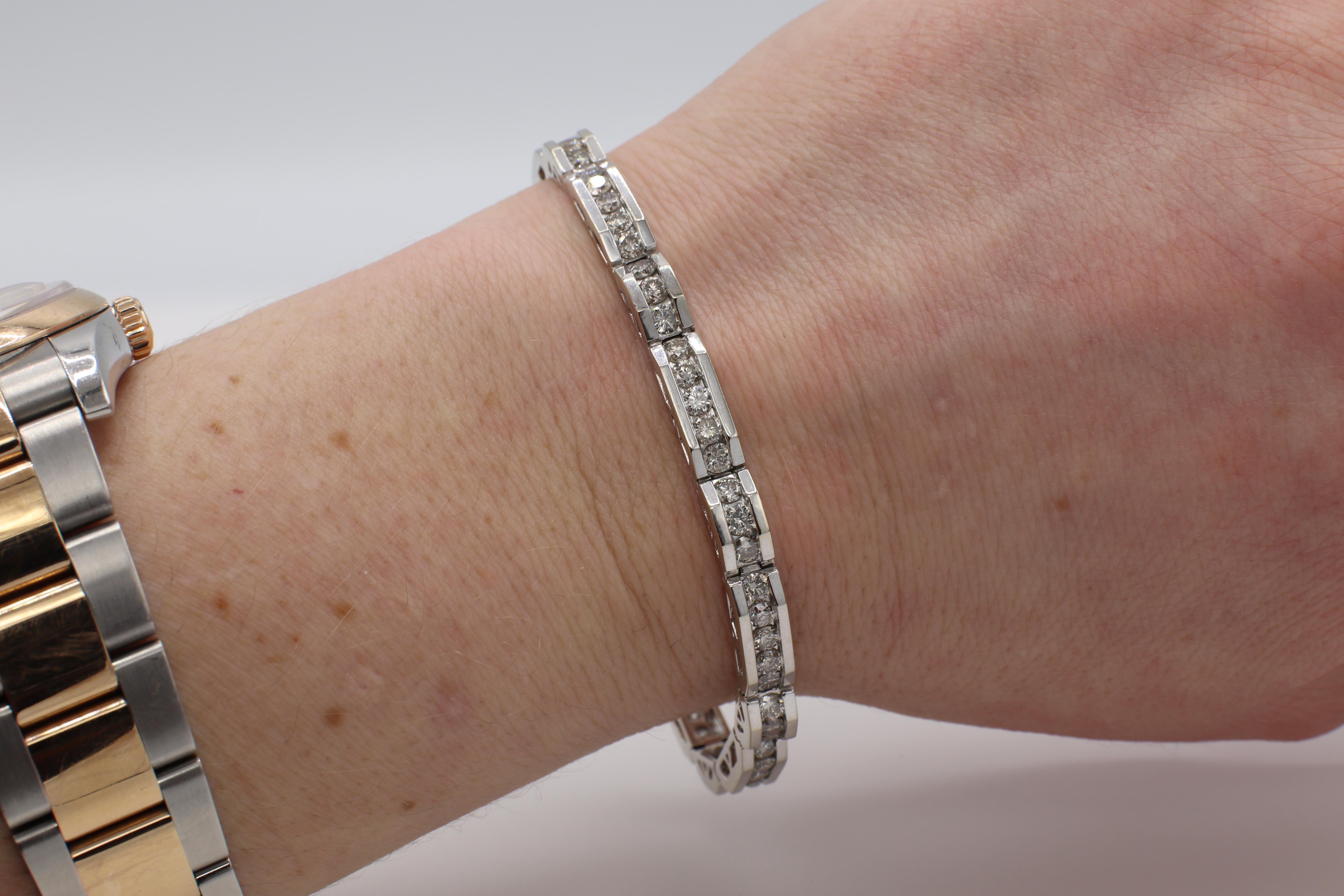 Women's 14 Karat White Gold 4 Carat Diamond Tennis Line Bracelet