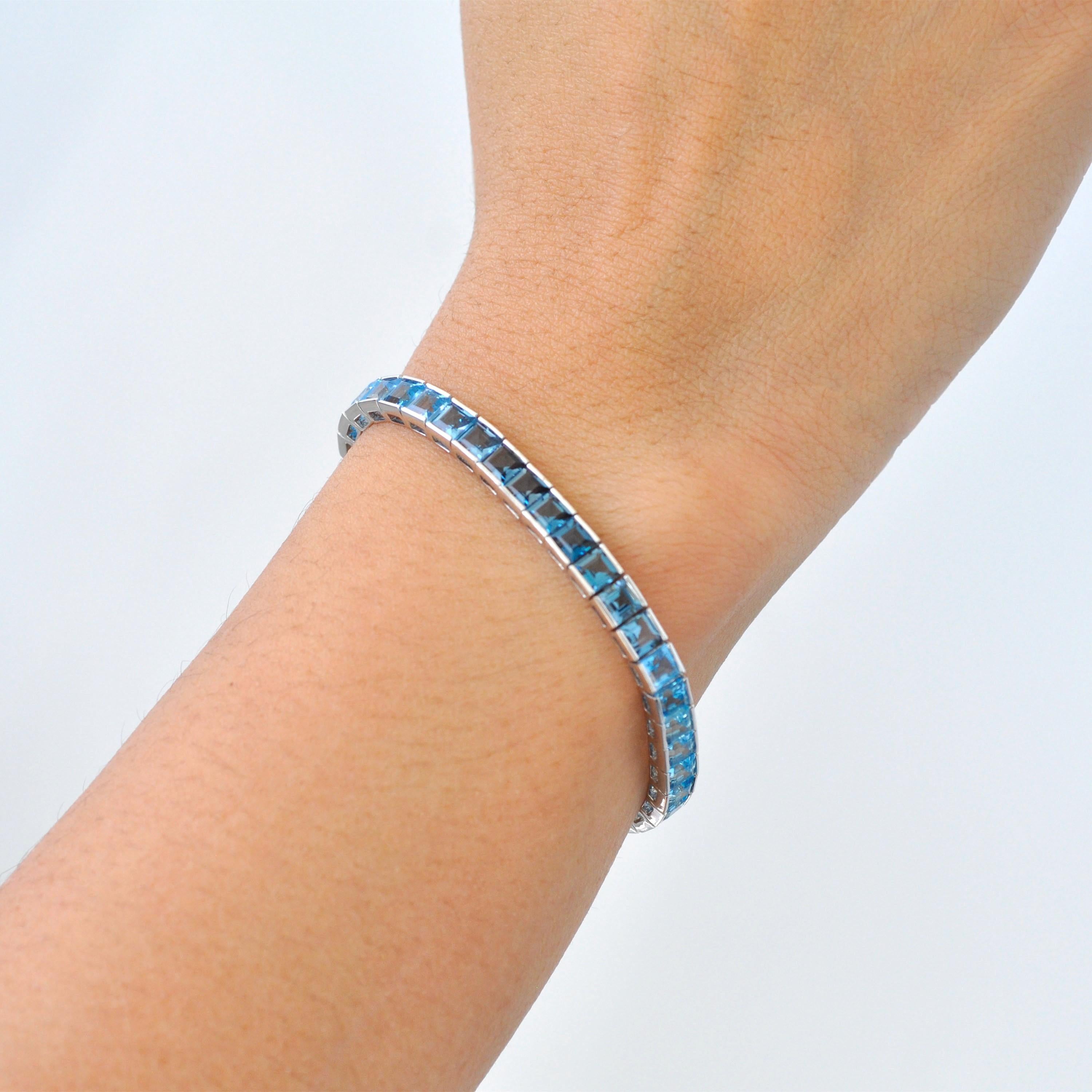 14 Karat White Gold 4 MM Square Cut Blue Topaz Gemstones Tennis Link Bracelet For Sale 7