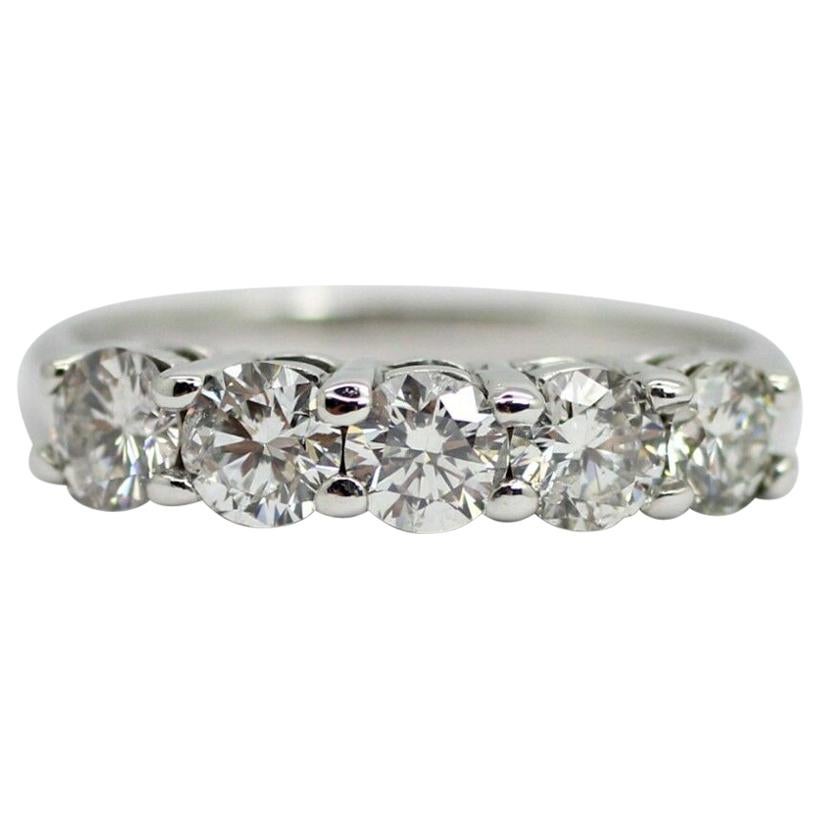 14 Karat White Gold 5 Diamond Wedding Ring with 1.25 Carat For Sale