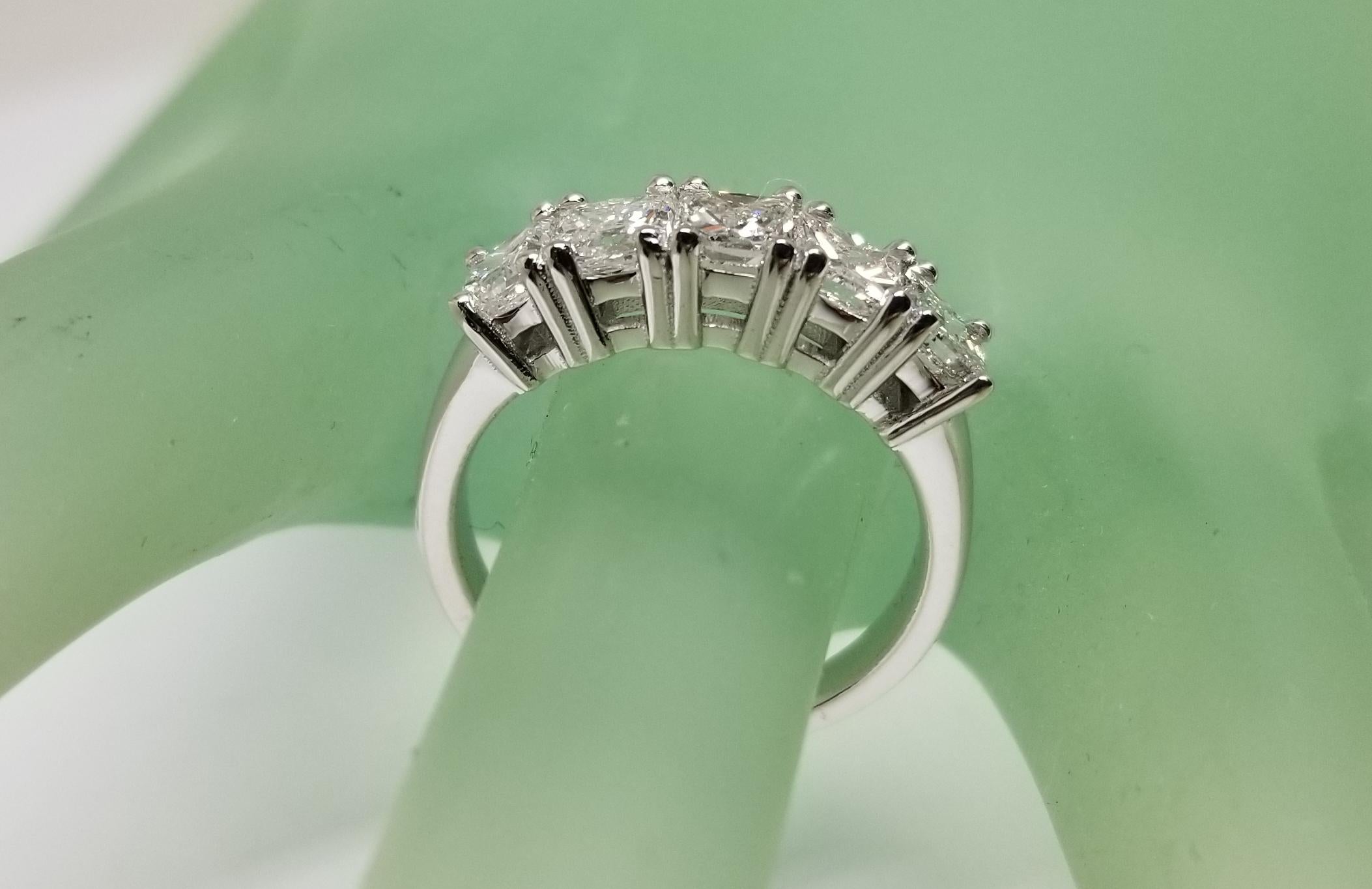 14 Karat White Gold 5 Princess Cut Diamonds Anniversary Wedding Ring For Sale 3