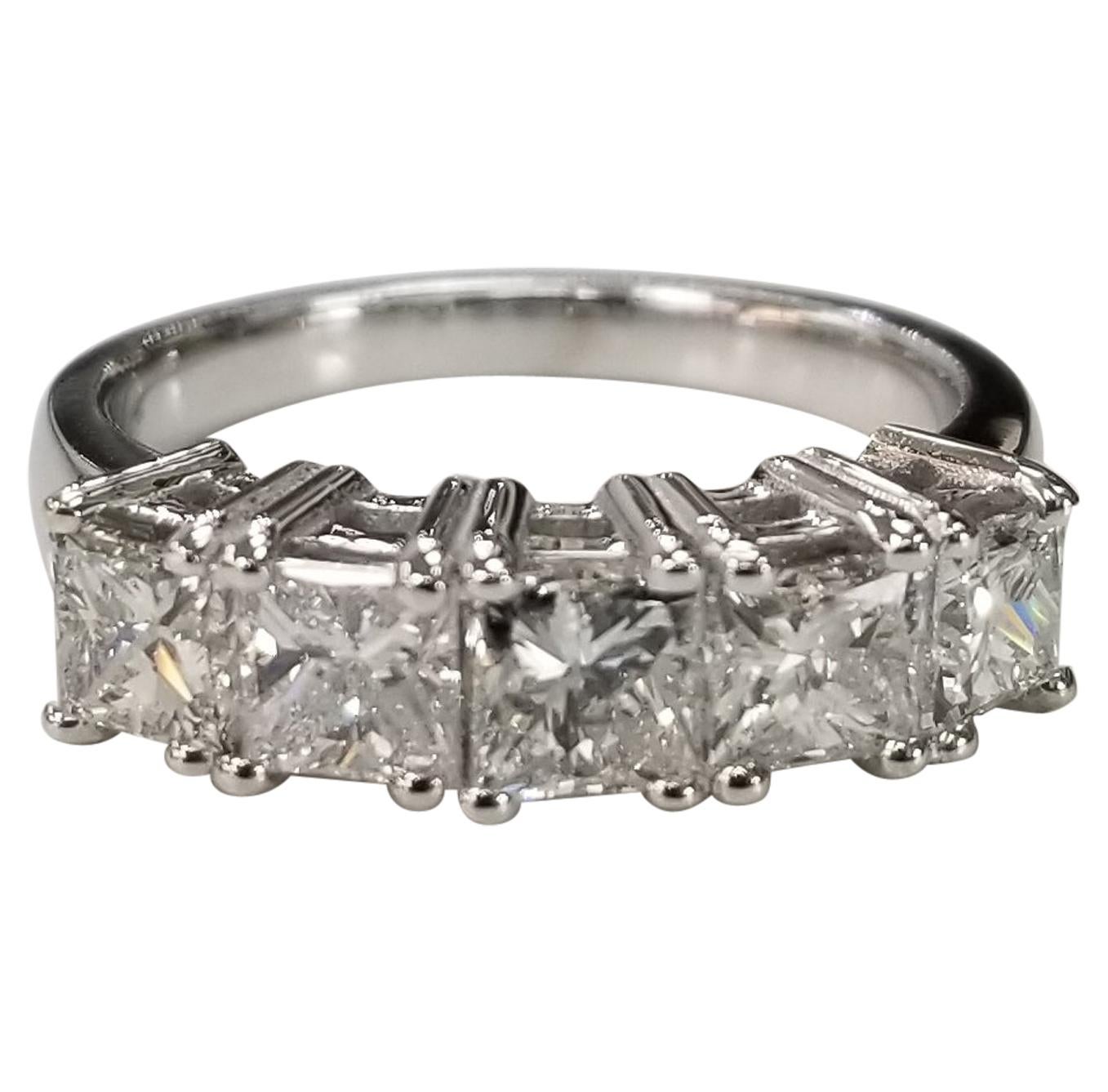 14 Karat White Gold 5 Princess Cut Diamonds Anniversary Wedding Ring For Sale