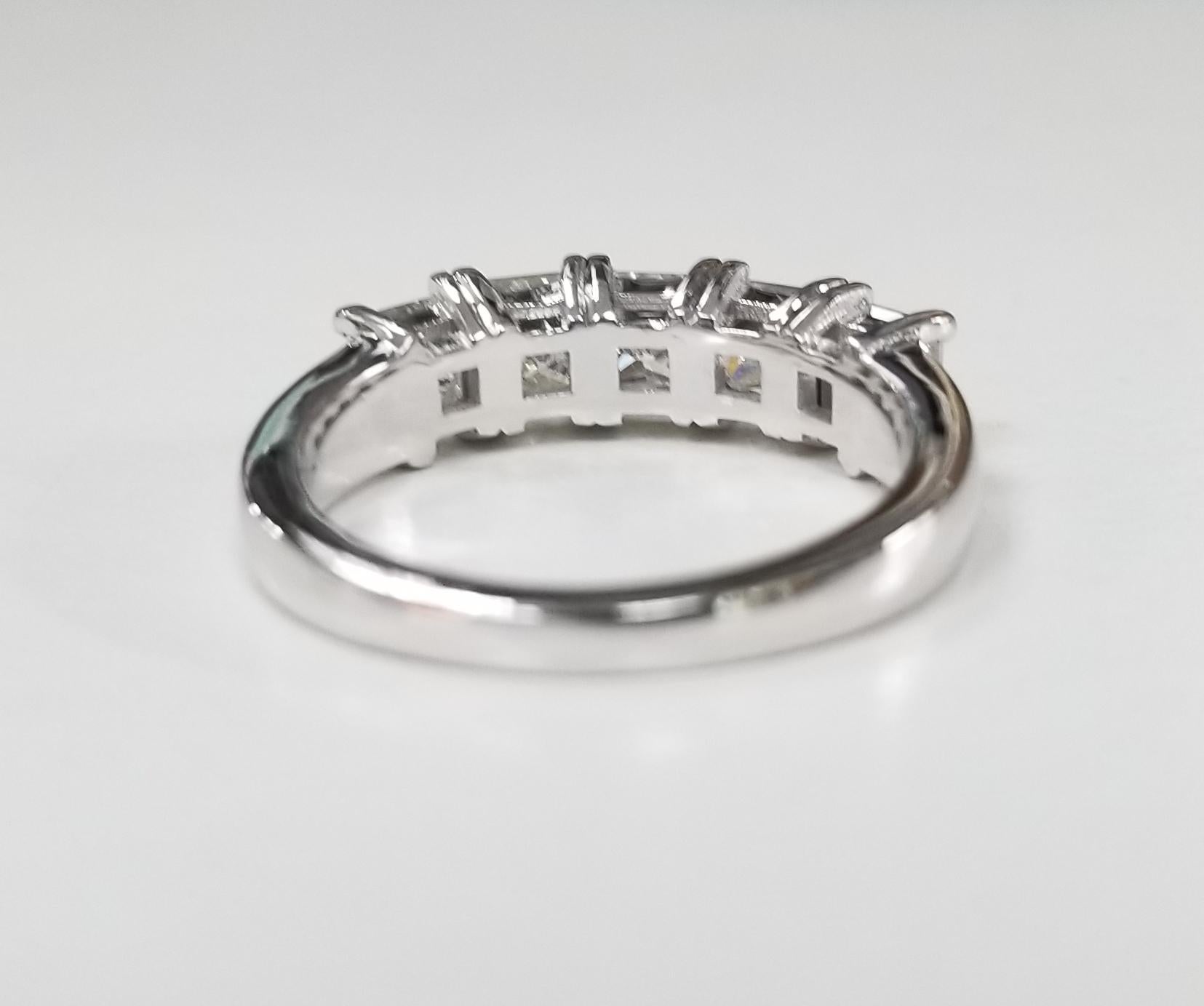 Contemporary 14 Karat White Gold 5-Stone Princess Cut Diamond Anniversary Ring 1.80 Carat For Sale