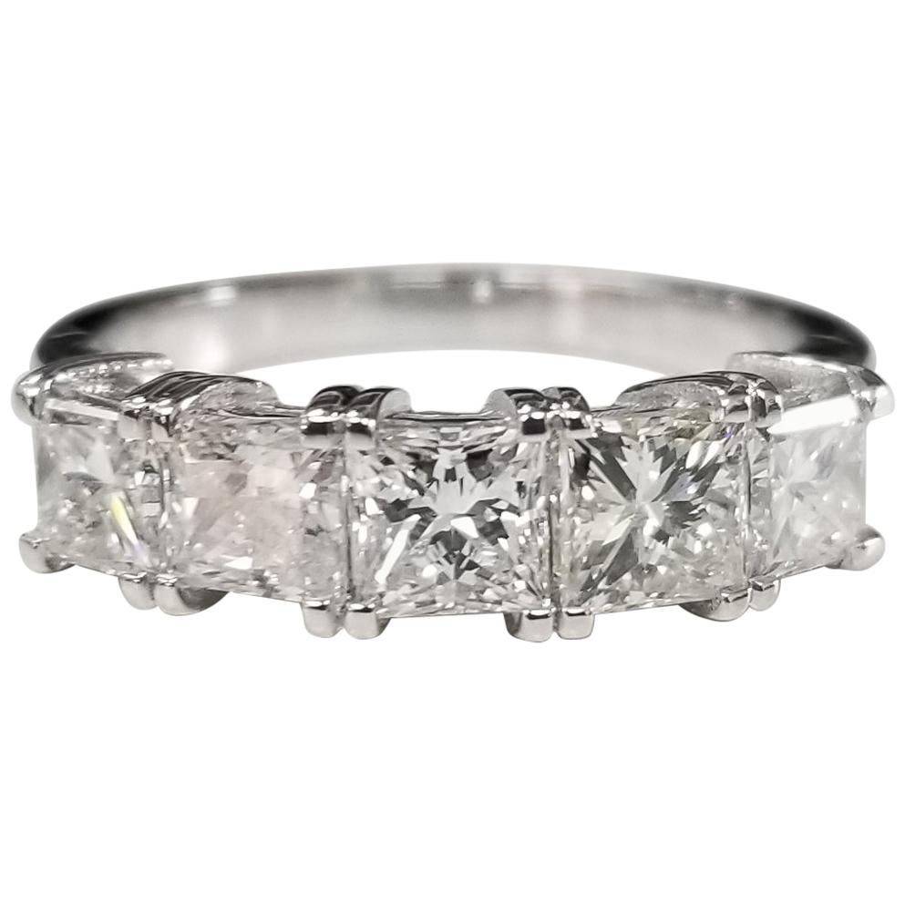 14 Karat White Gold 5-Stone Princess Cut Diamond Anniversary Ring 1.80 Carat For Sale