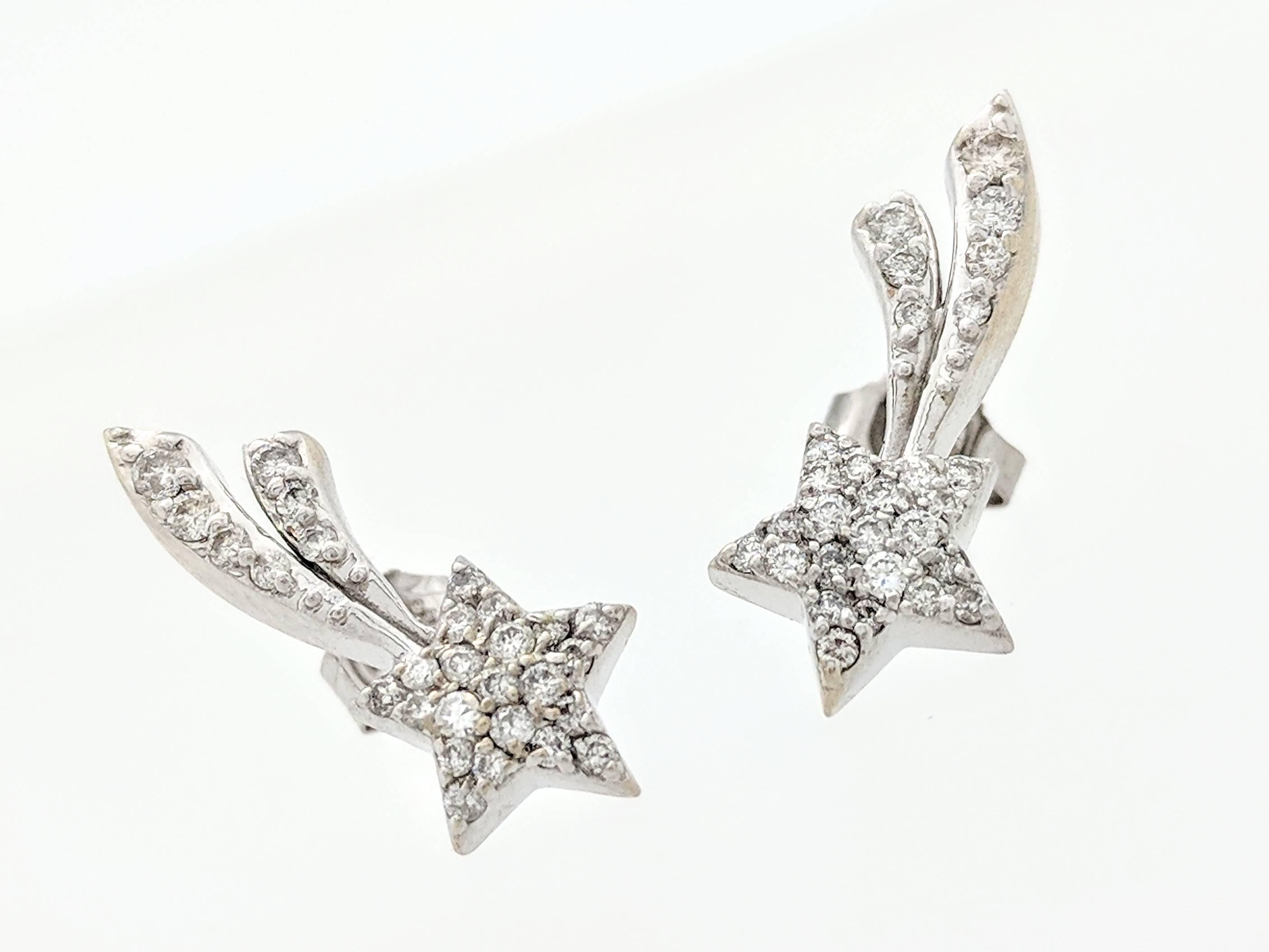Contemporary 14 Karat White Gold .50 Carat Diamond Shooting Star Stud Earrings