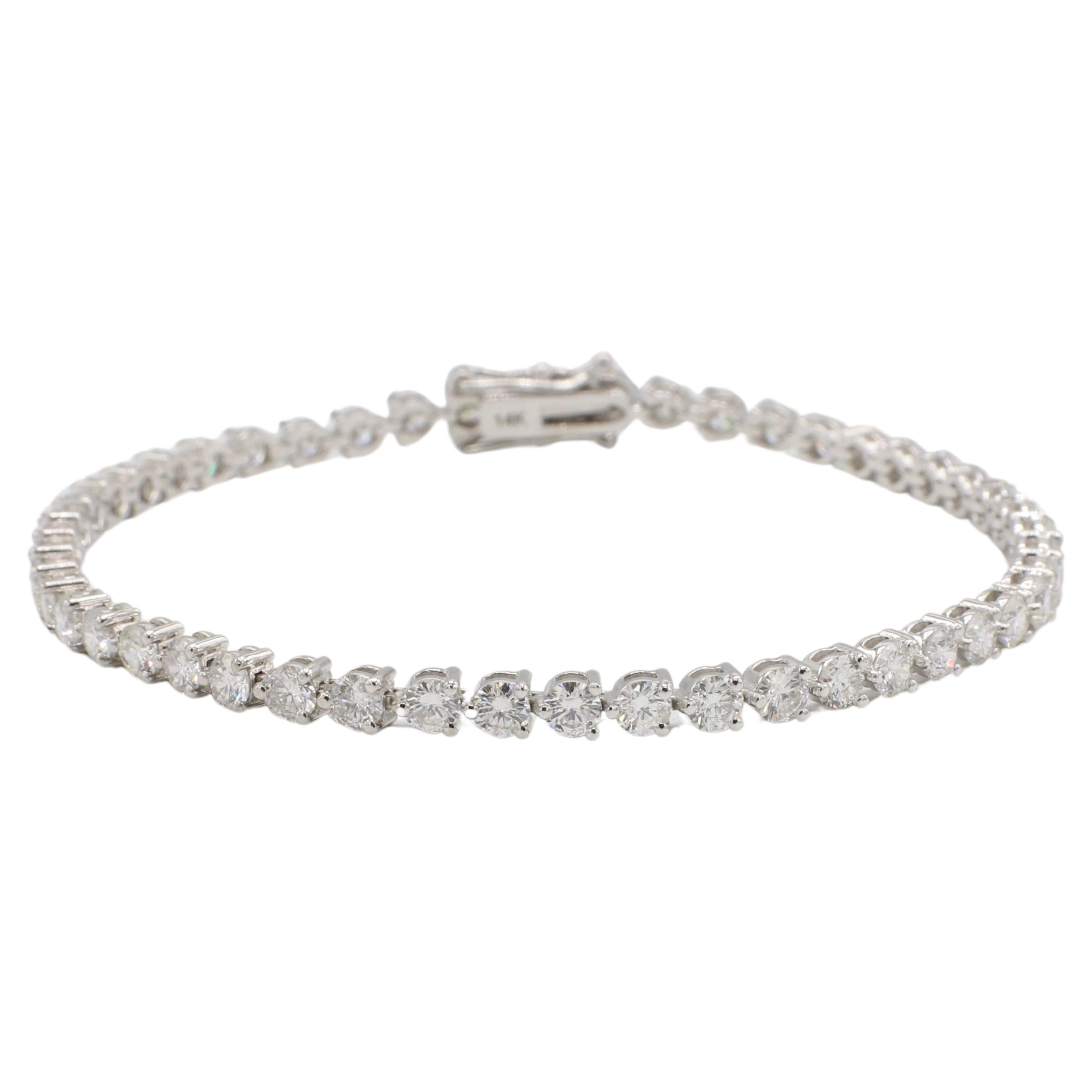 14 Karat White Gold 5.44 Carat Natural Diamond Tennis Line Bracelet