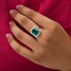 14 Karat White Gold 5.86Tcw Zambian Emerald Diamond Cocktail Anniversary Ring