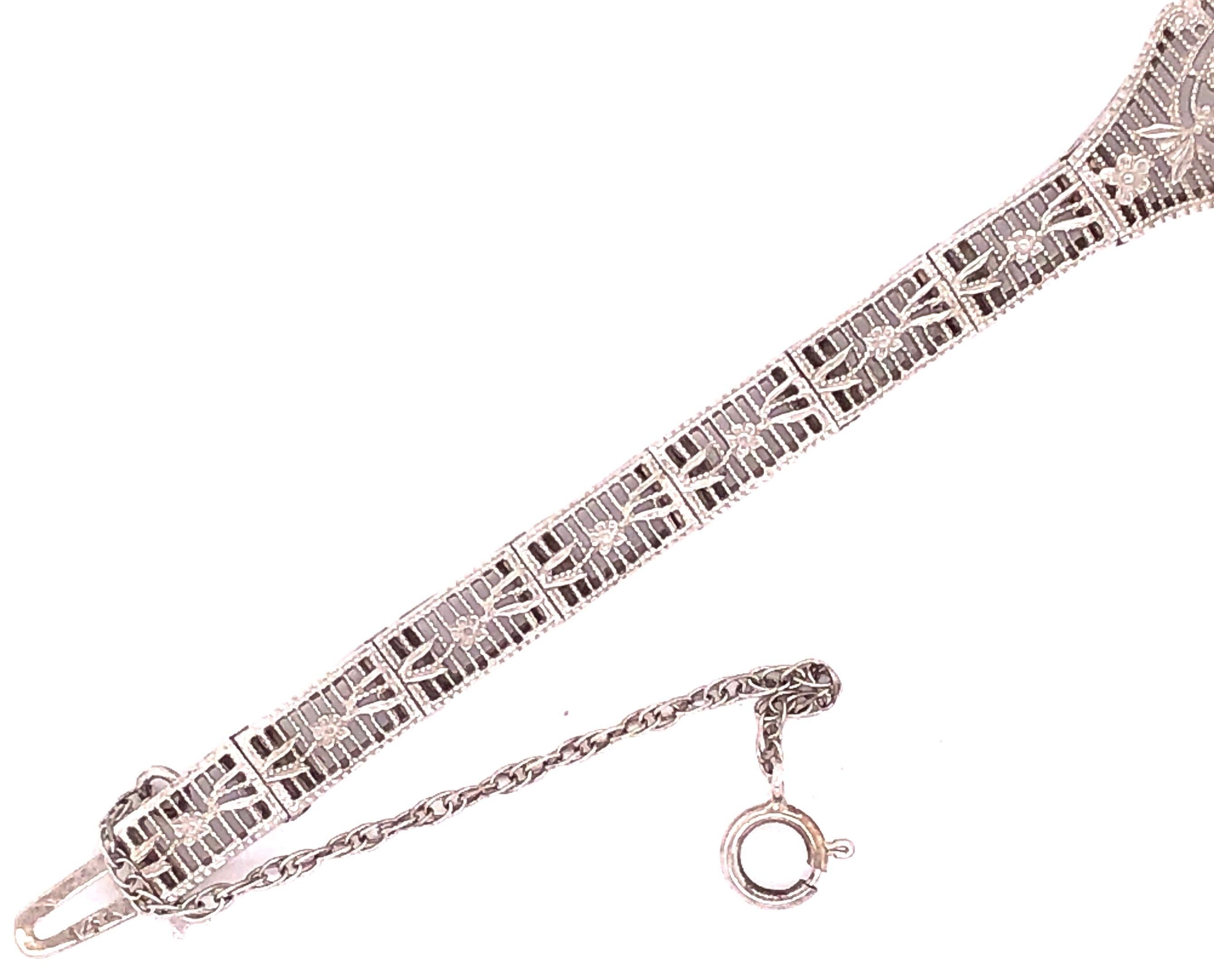 solitaire diamond bracelet design