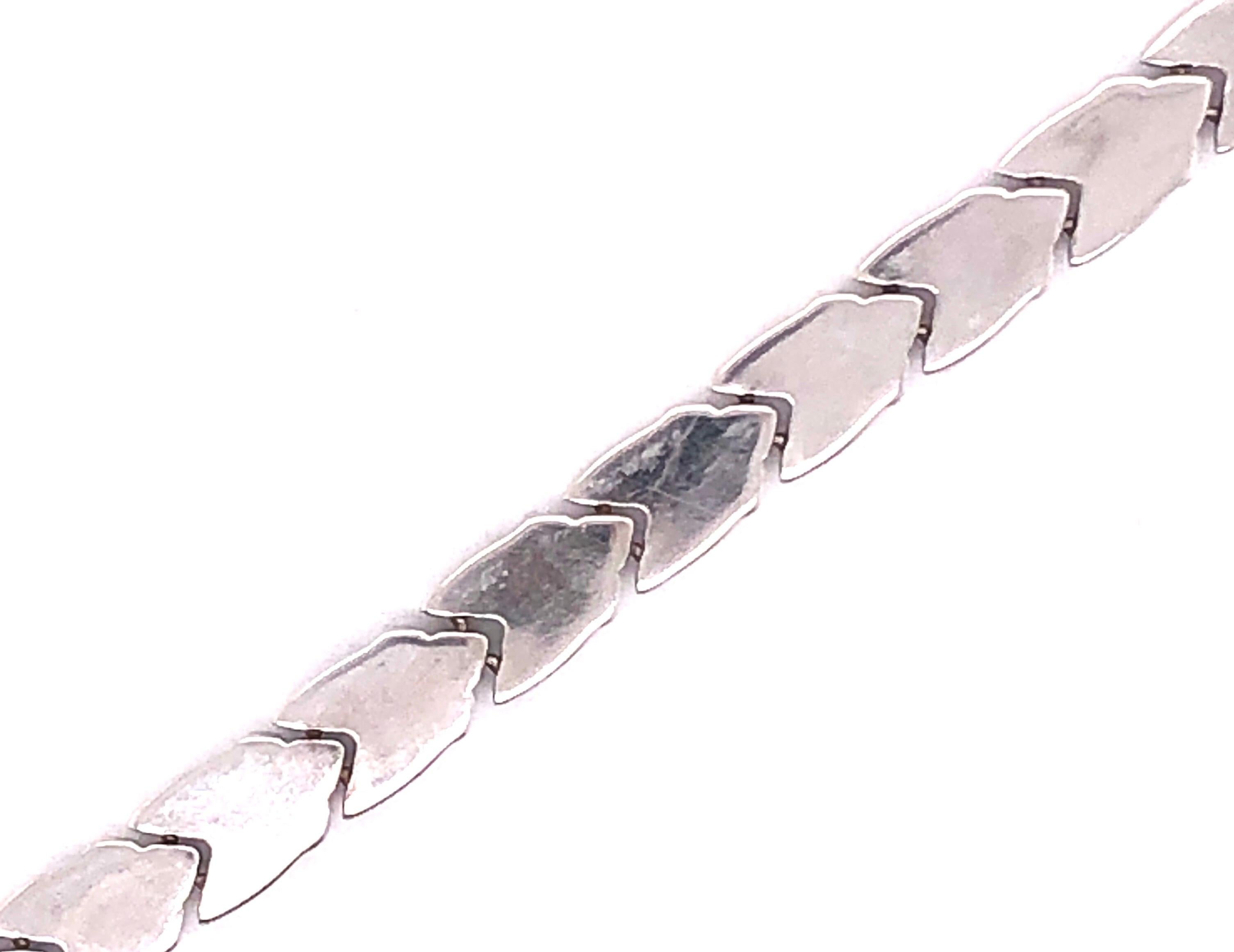 Women's 14 Karat White Gold Fancy Link Bracelet For Sale